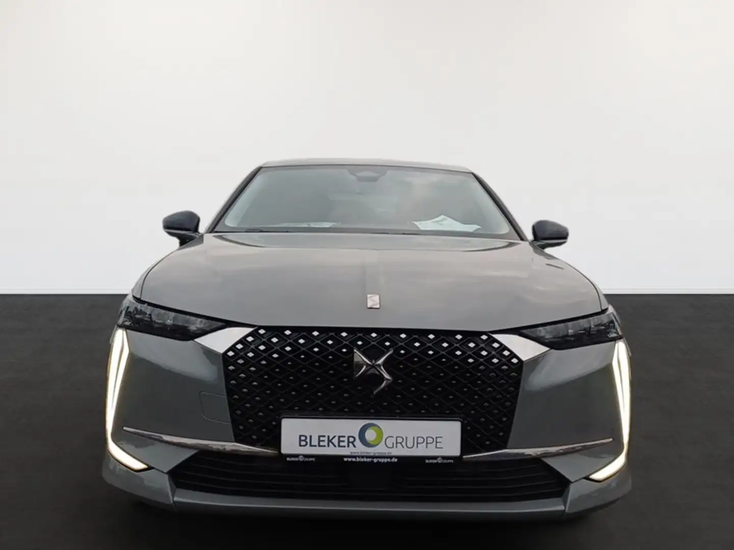 DS Automobiles DS 4 PureTech 130 Trocadero Grau - 2