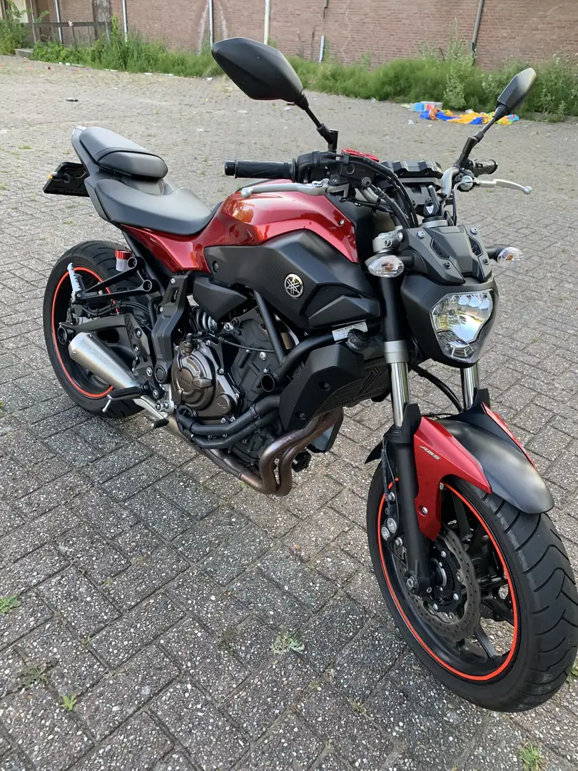 Yamaha MT-07 - 1
