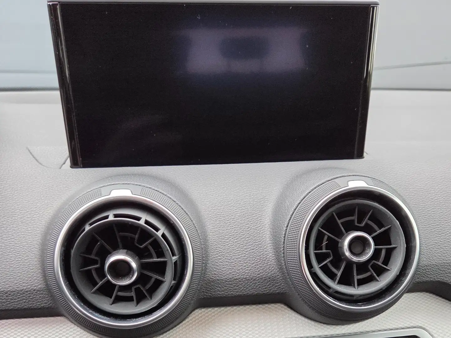 Audi Q2 Q2 35 TFSI S tronic S line Weiß - 2