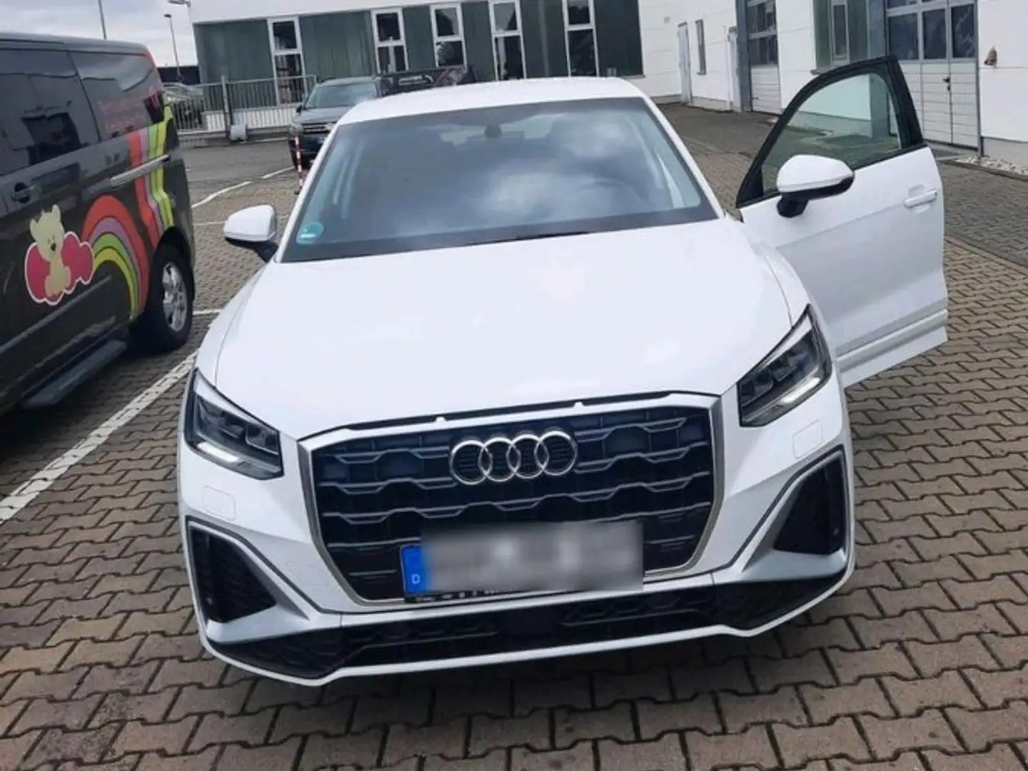 Audi Q2 Q2 35 TFSI S tronic S line Weiß - 1