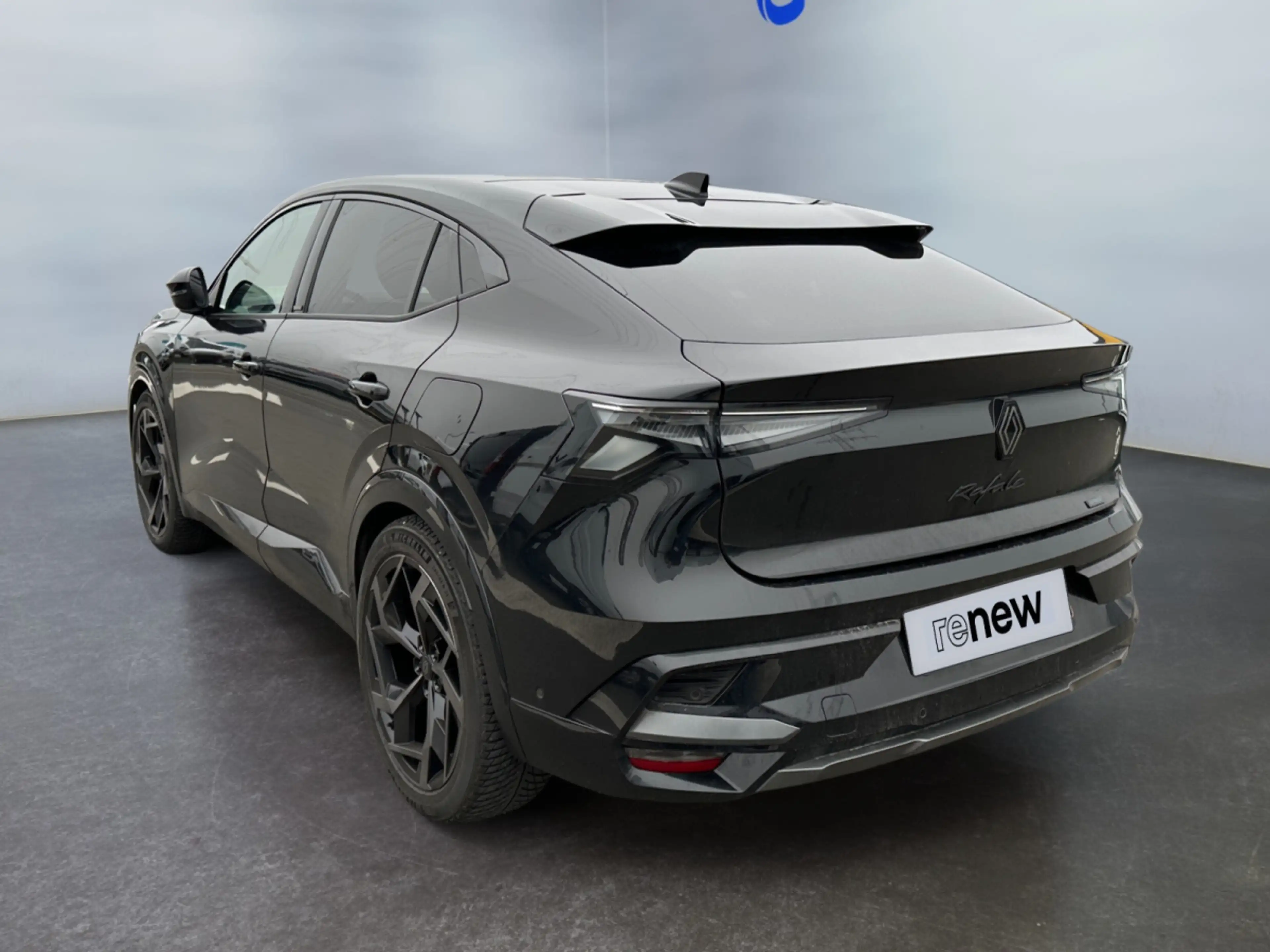 Renault Rafale 1.2 E-Tech atelier Alpine E-Tech 4x4 plug-in hybri — photo 4