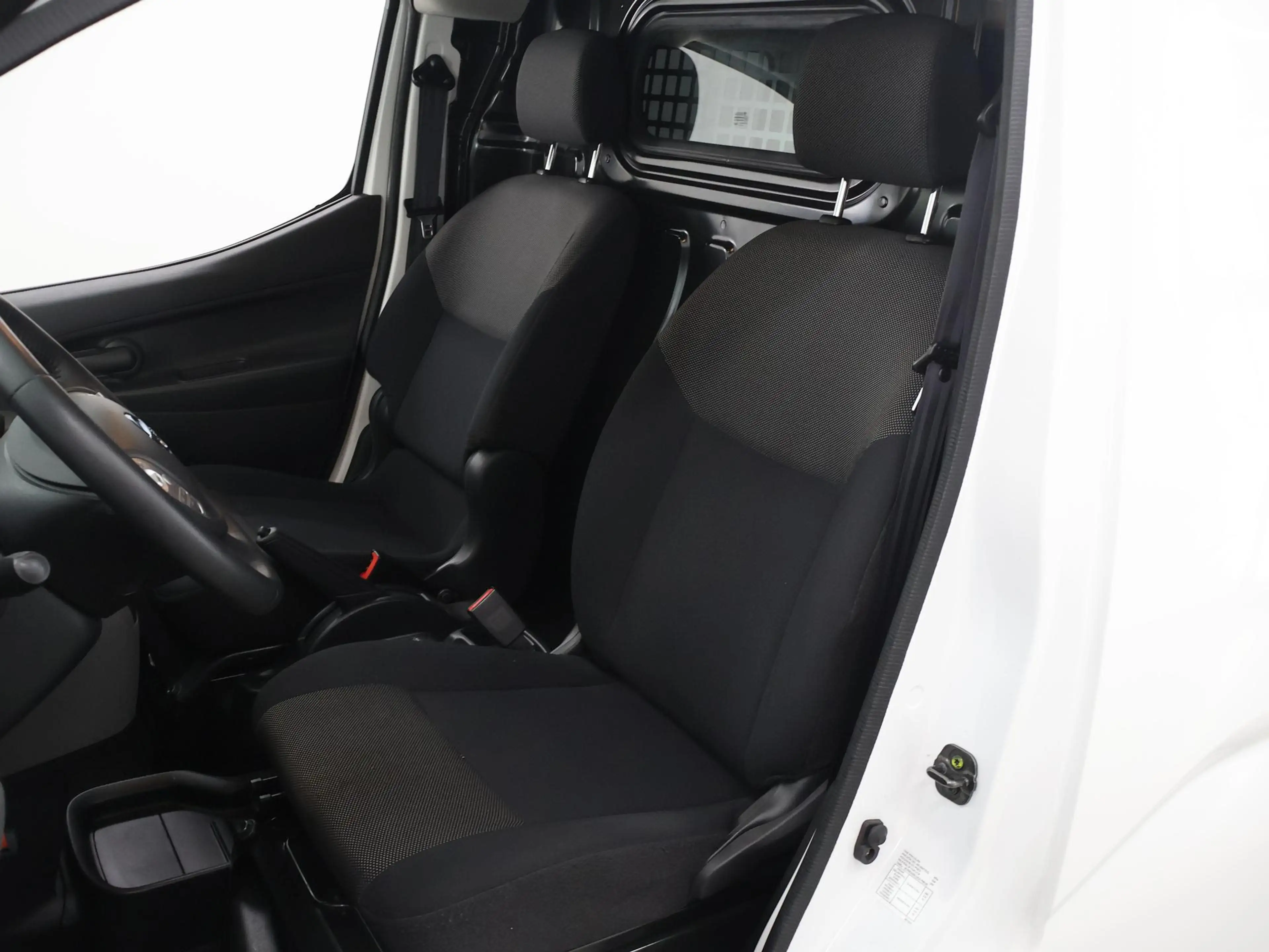 Nissan E-NV200 Business 40 kWh | SOH 90,5% | CLIMATE CONTROL | PA — photo 9