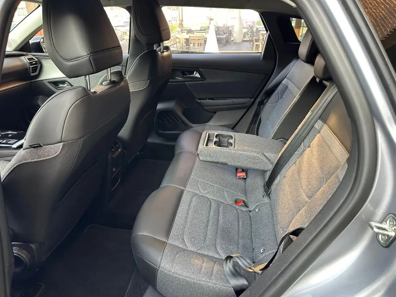 Citroen C5 X PureTech 130 S&S EAT8 Shine - 18000km - UNIPROP 9