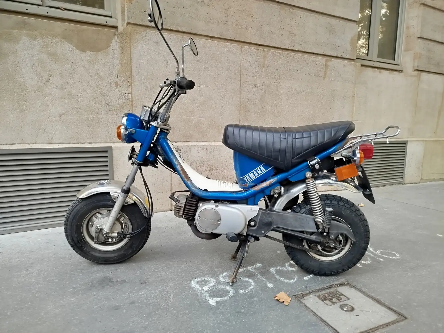 Yamaha Bleu - 1