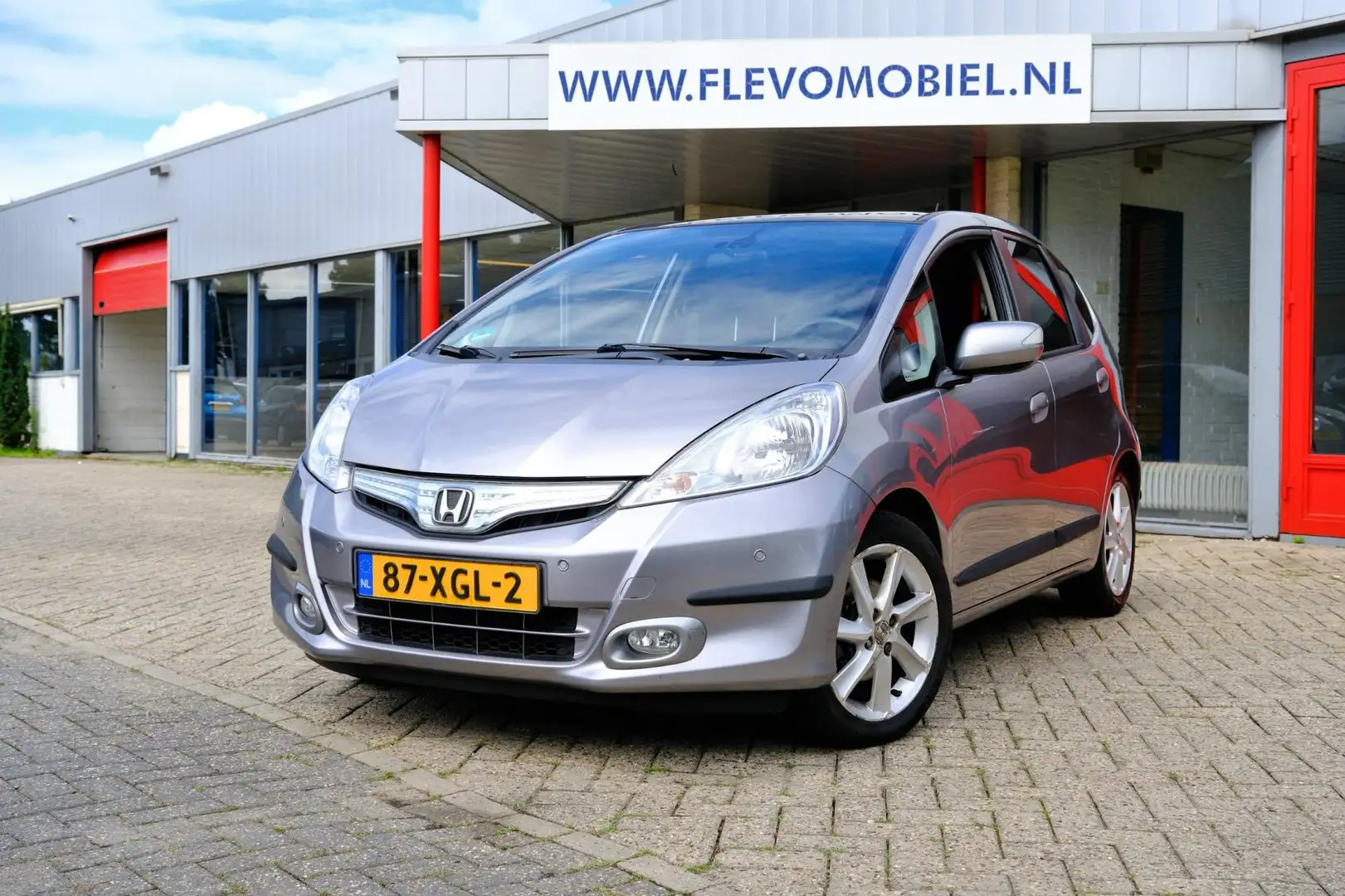 Honda Jazz 1.4 Hybrid Elegance Aut. Pano|Clima|LMV|PDC Gri - 1