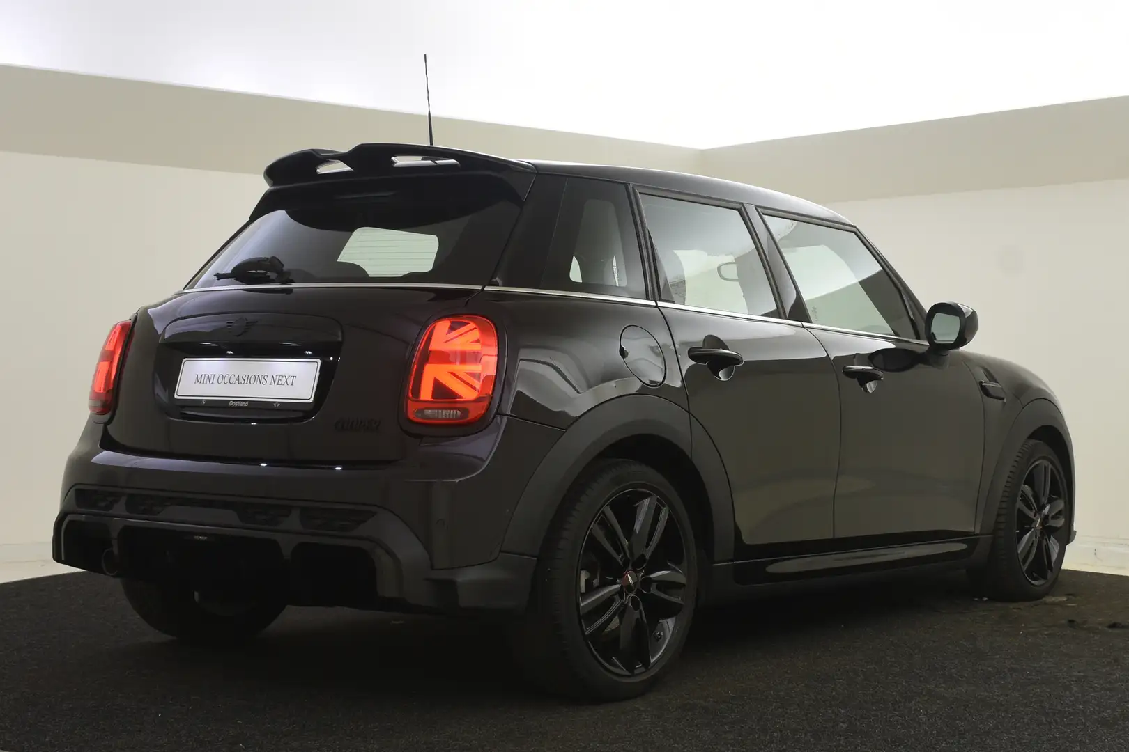 MINI John Cooper Works Hatchback JCW Automaat / Sportstoelen / Stoelverwa Černá - 2