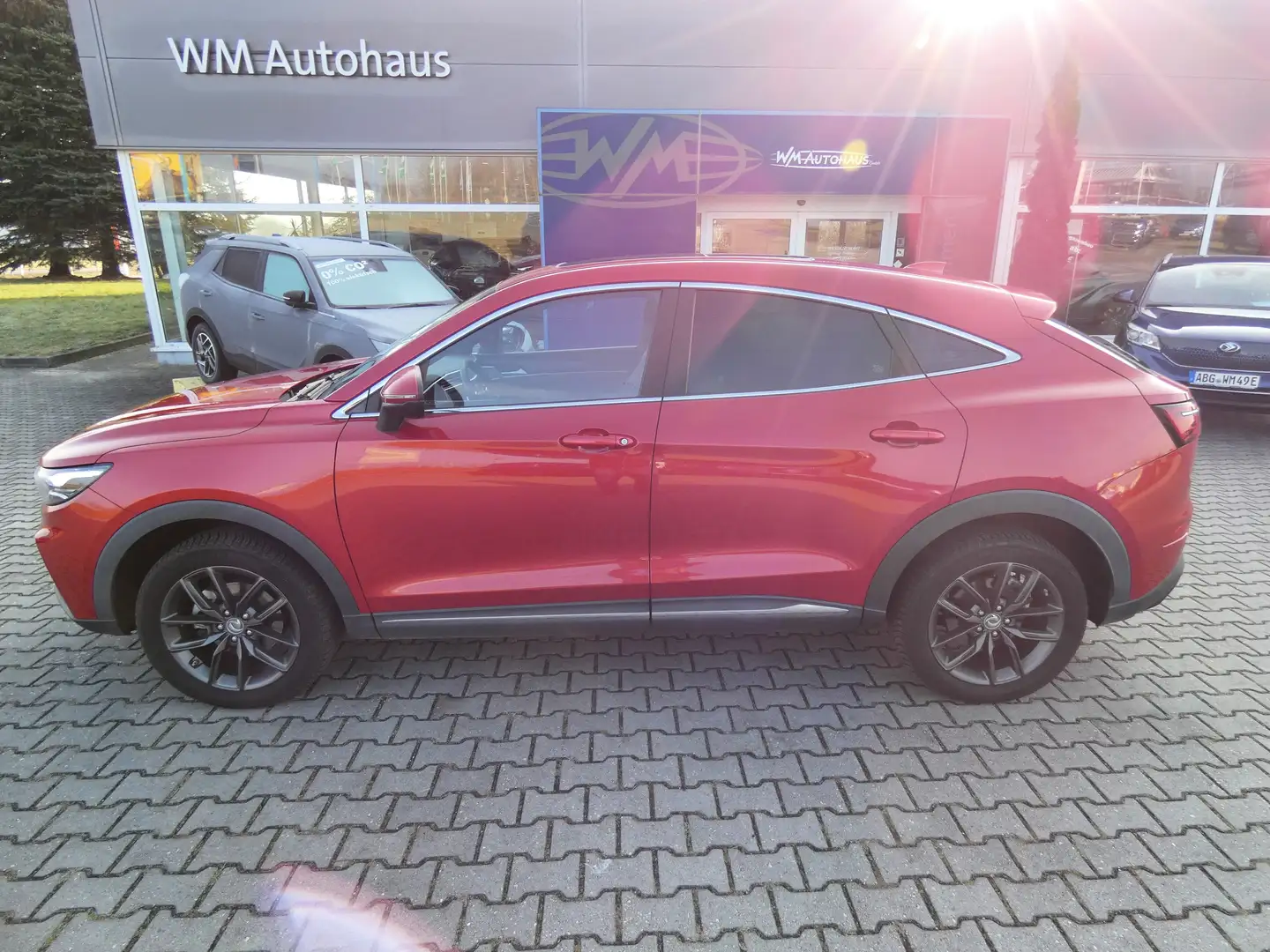 DFSK Fengon 5 CVT 1,5T Navi Leder Keyless Panoramadach Automatik Roşu - 2