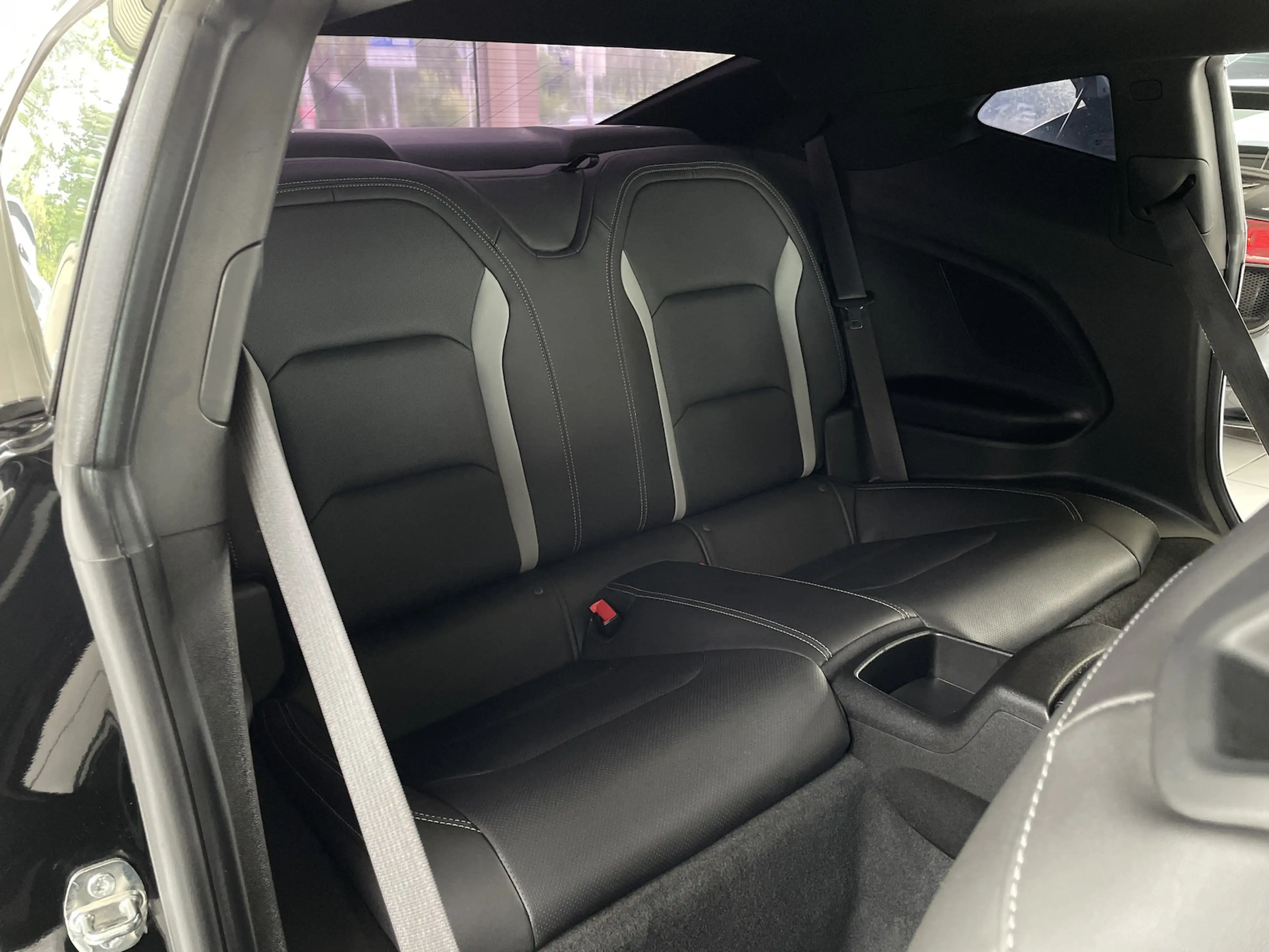 Chevrolet Camaro SS 6.2 V8 Aut. Recaro CAM Head Up LED — photo 13