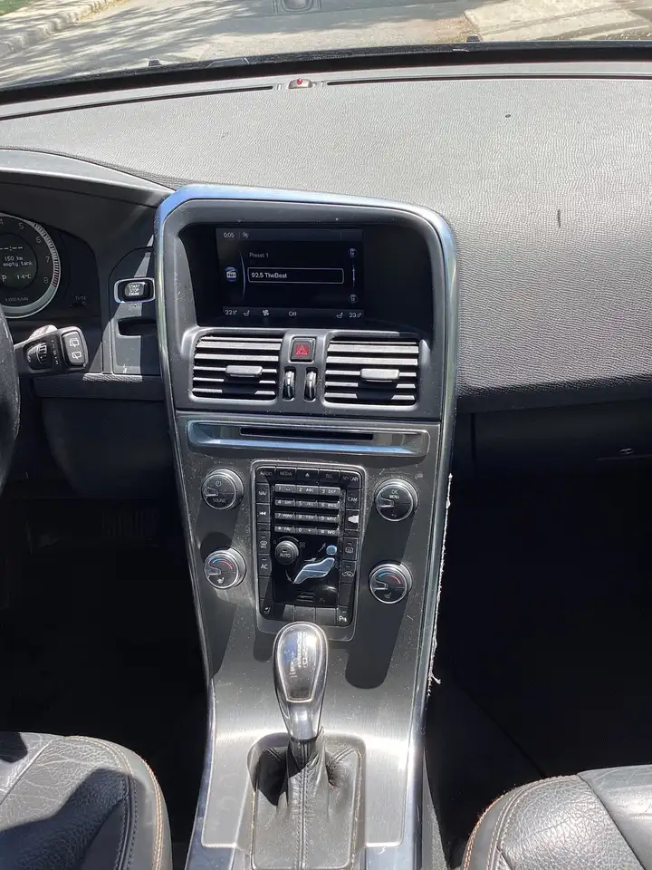 Volvo XC60 снимка Volvo XC60