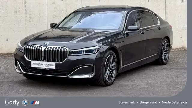 BMW 745 Le xDrive Ext. Design Excellence, Fond Entertainment