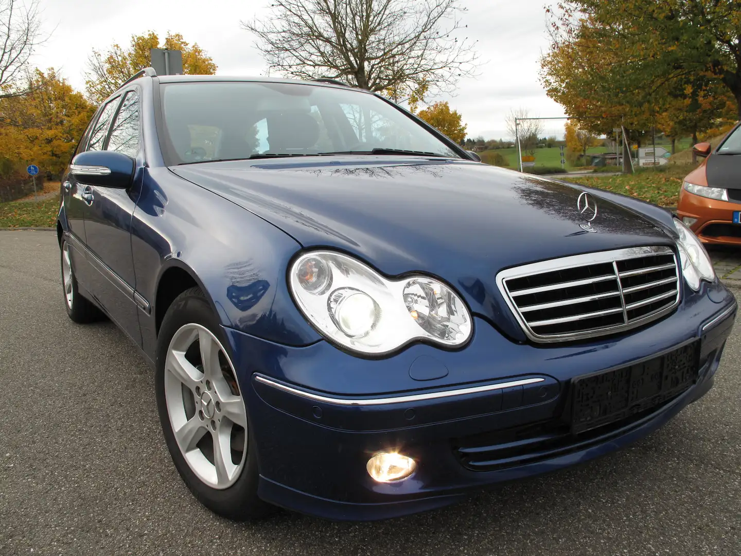 Mercedes-Benz C 180 T Autom.Avantgarde Xenon NAVI eGSD AHK PDC Blau - 2