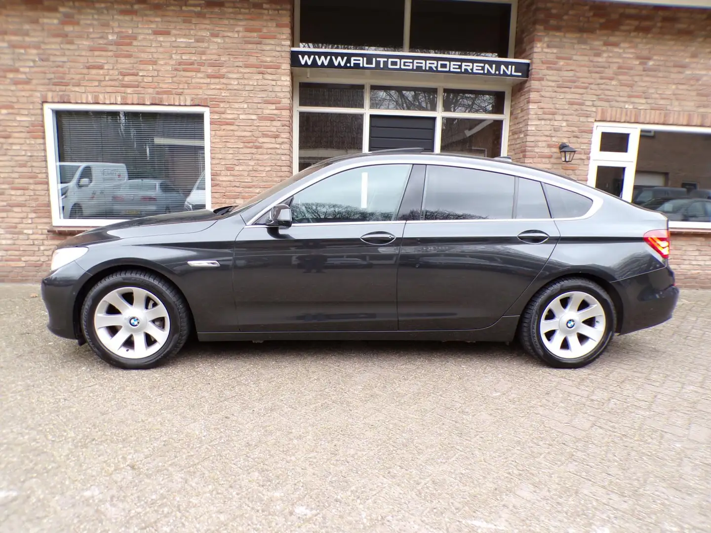 BMW 535 5-serie Gran Turismo 535i High Executive Automaat Gris - 2