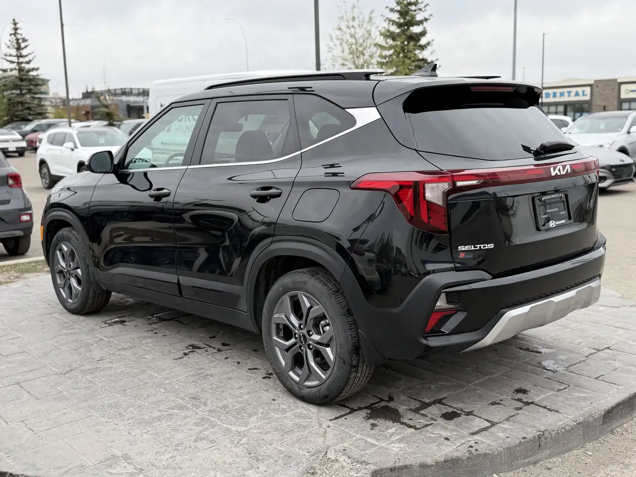 Kia Seltos снимка Kia Seltos