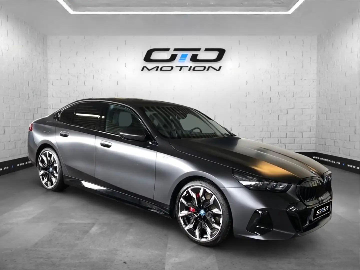 BMW 550 Berline 550e xDrive PHEV 489 ch BVA8 G60 - 2