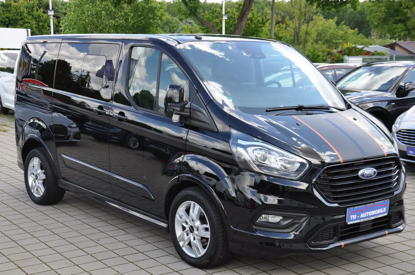 Ford Tourneo Custom Tourneo Custom 310 L1 Sport ACC-AHK-NAVI-RKAM-SPUR Zwart - 1