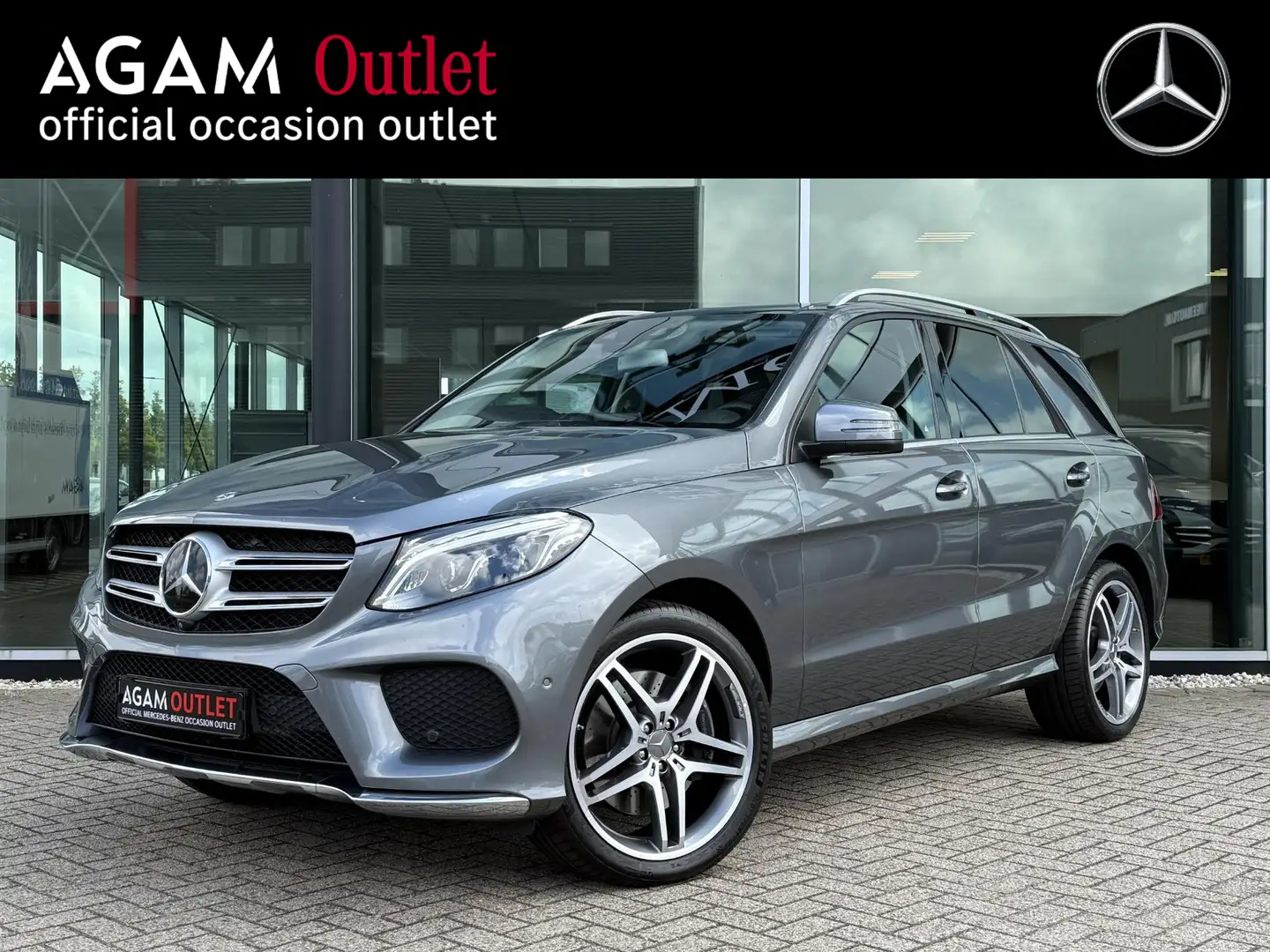 Mercedes-Benz GLE 400 4MATIC AMG Sport Edition Panorama dak | Or. NL aut Gris - 1