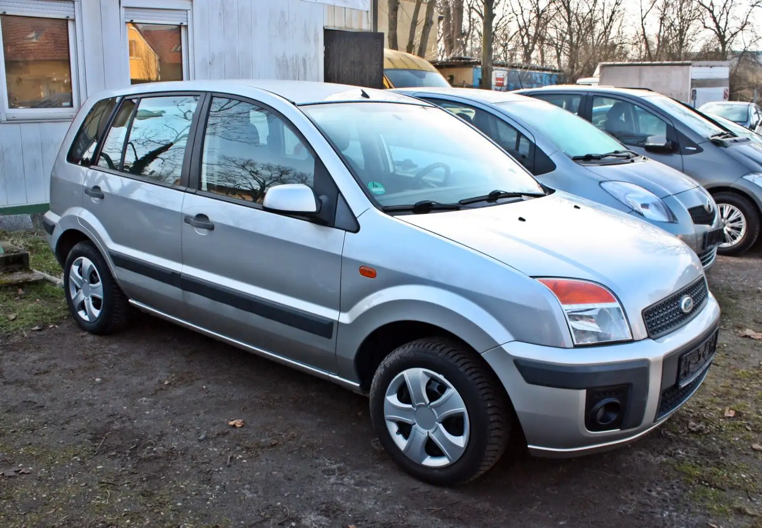 Ford Fusion Fun / TÜV/AU 11/2026 Silber - 1