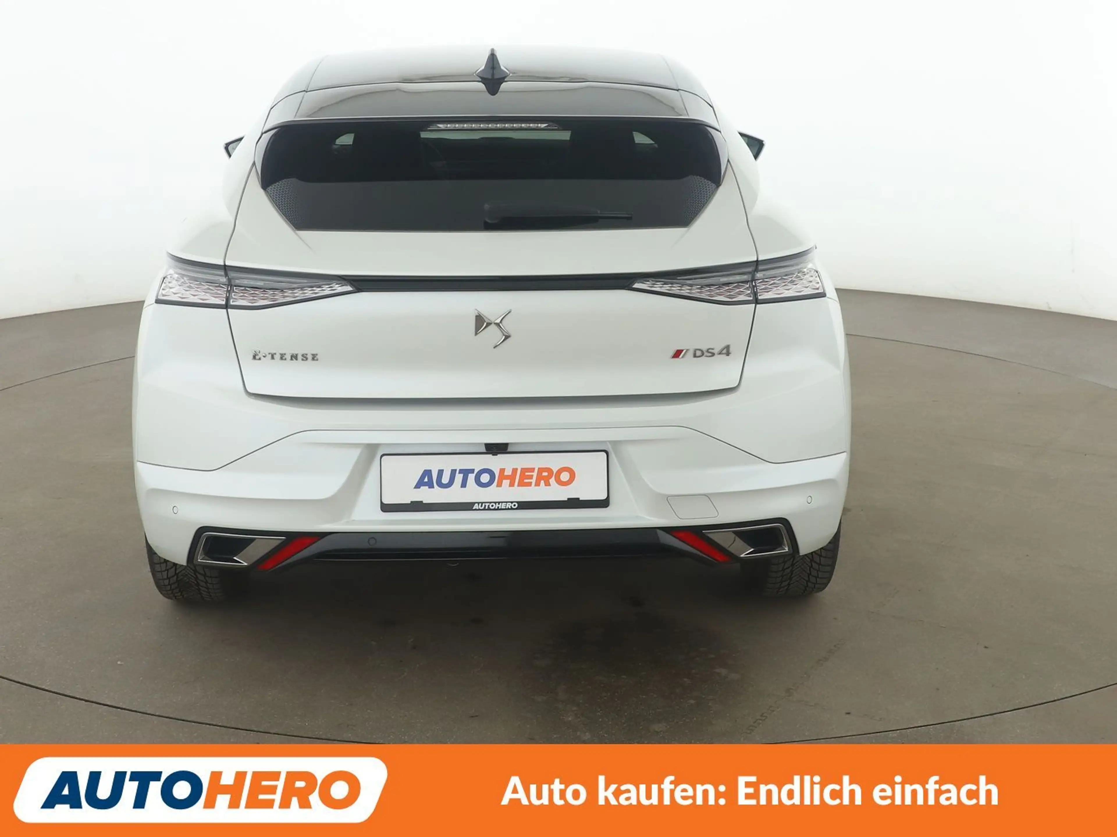 DS Automobiles DS 4 1.6 E-Tense Hybrid Performance Line+ Aut.*NAVI*CAM — photo 5