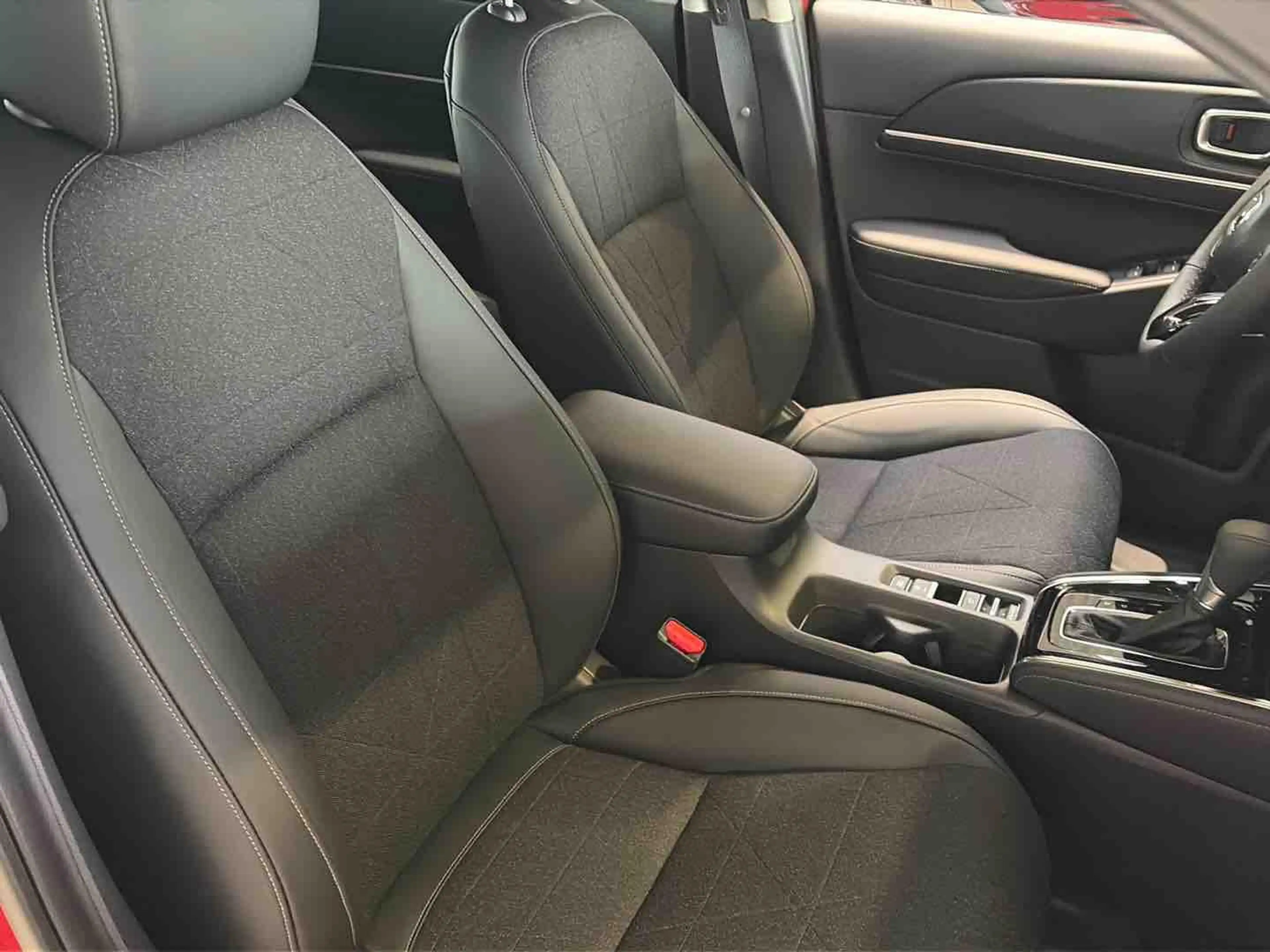 Honda HR-V Hybrid Advance LED Navi Kamera Totw. ACC 18" — photo 14