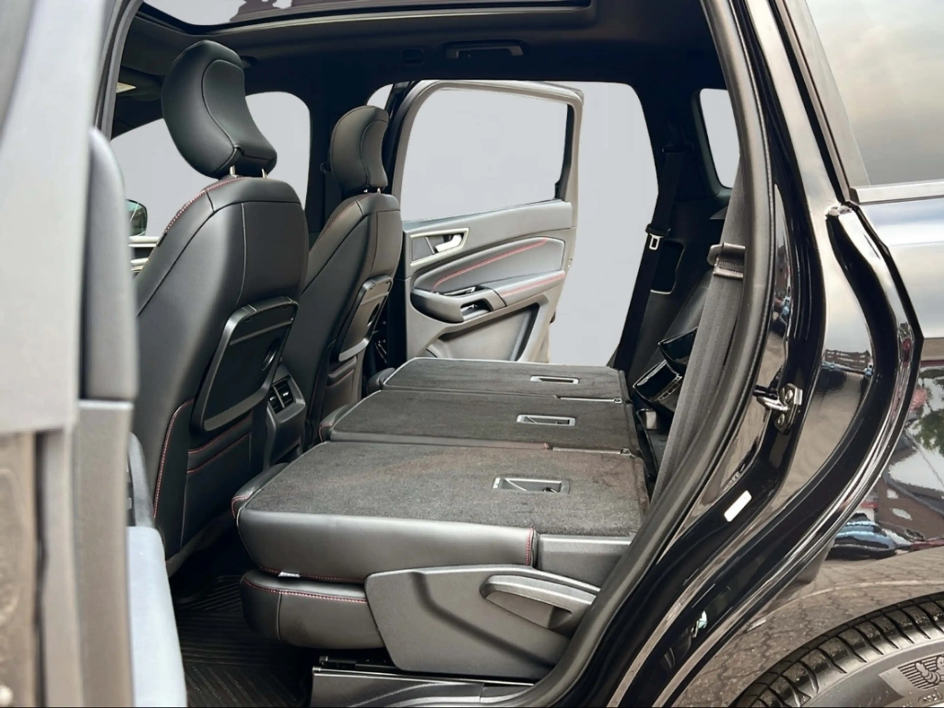 Ford S-Max Hybrid ST-Line Panorama Navi Memory Sitze Soundsys — photo 12