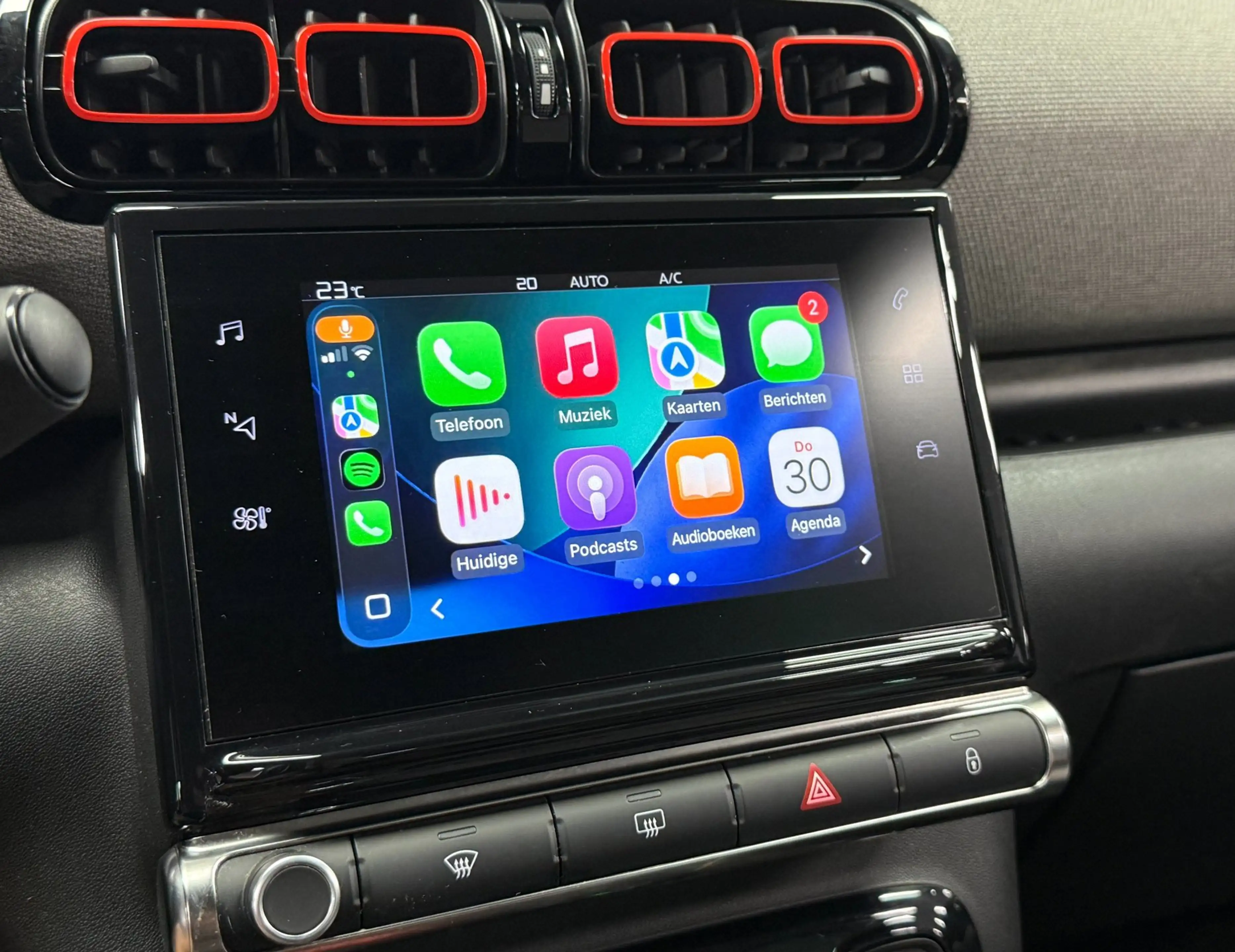 Citroen C3 Aircross 1.2 PureTech S&S Shine*NweDBriem*Trekhaak*Navi*Car — photo 11