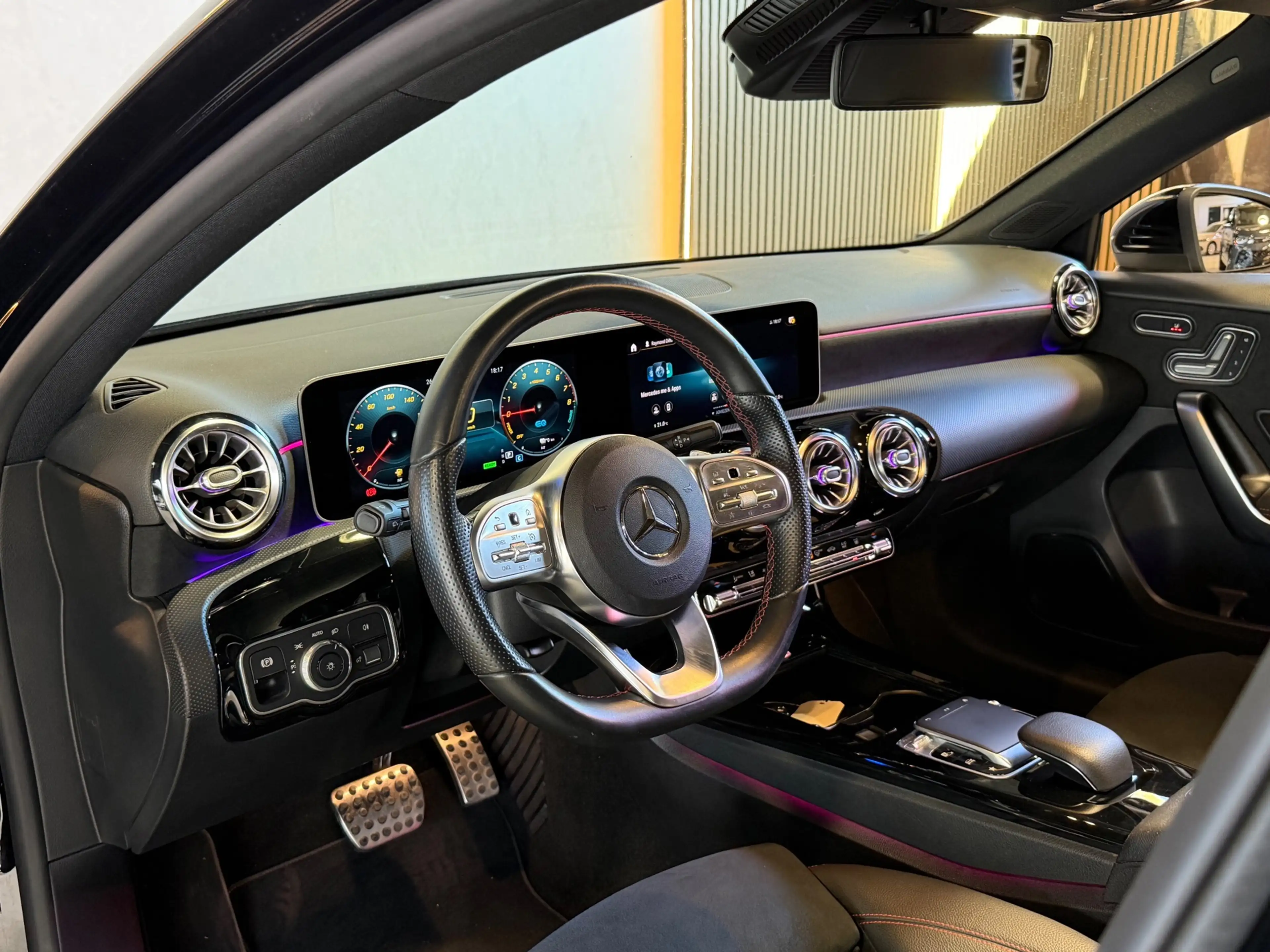 Mercedes-Benz A 250 e AMG Pano|Burmester|Memory|Sfeer|Cam|Keyl| — photo 2