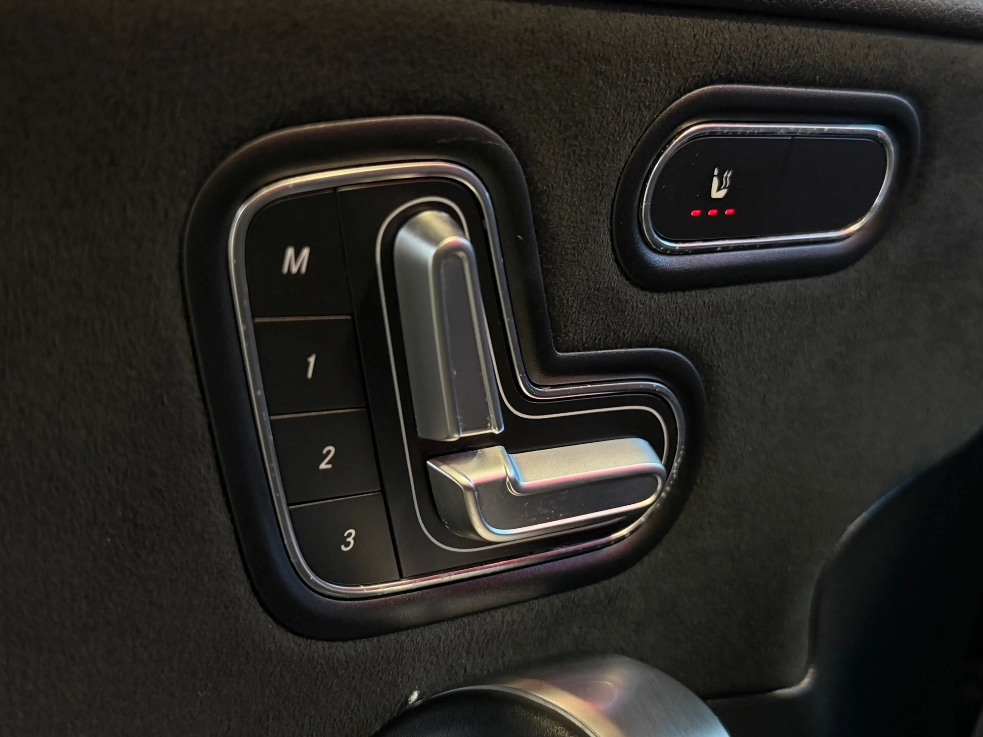 Mercedes-Benz A 250 e AMG Pano|Burmester|Memory|Sfeer|Cam|Keyl| — photo 5