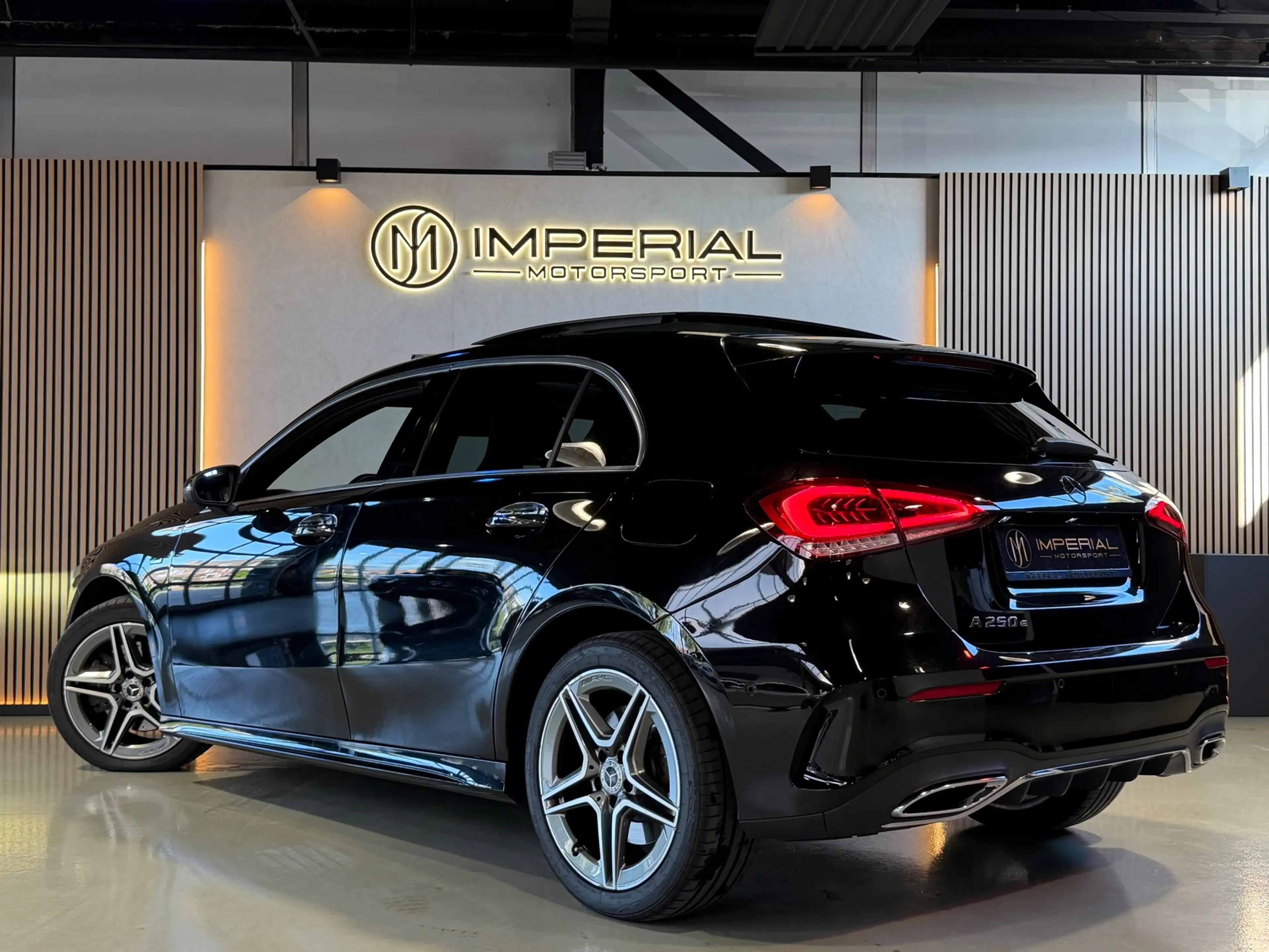 Mercedes-Benz A 250 e AMG Pano|Burmester|Memory|Sfeer|Cam|Keyl| — photo 23