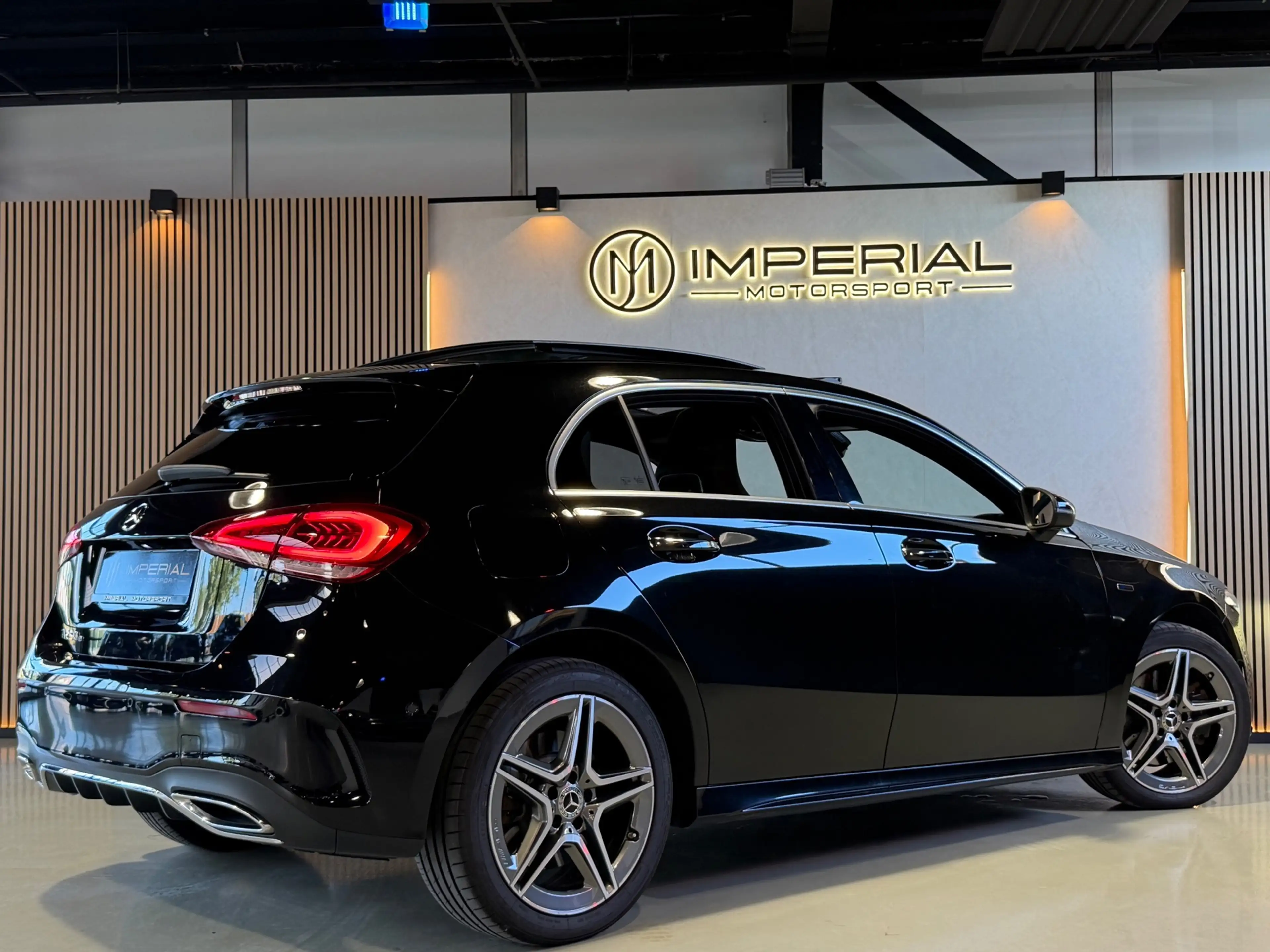 Mercedes-Benz A 250 e AMG Pano|Burmester|Memory|Sfeer|Cam|Keyl| — photo 7