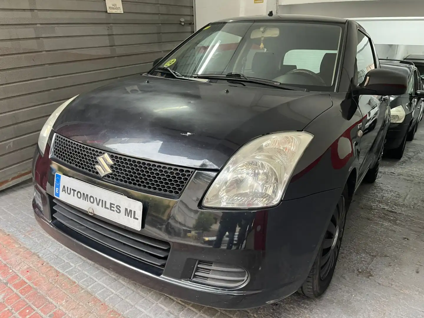 Suzuki Swift 1.3DDiS GL Negro - 1