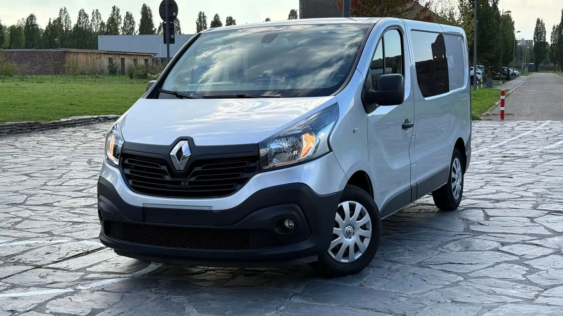 Renault Trafic 1.6d dubbel cabine 6zitplaatsen/Airco/Navi - 1