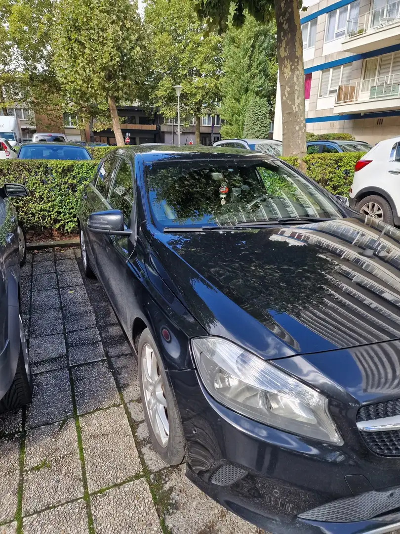 Mercedes-Benz 180 - 1