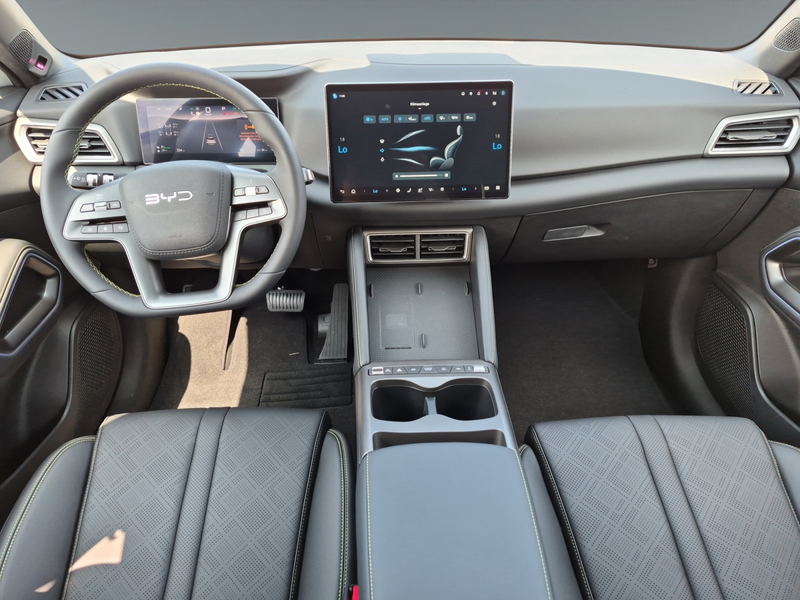 BYD Atto 2 DM-i Boost — photo 10
