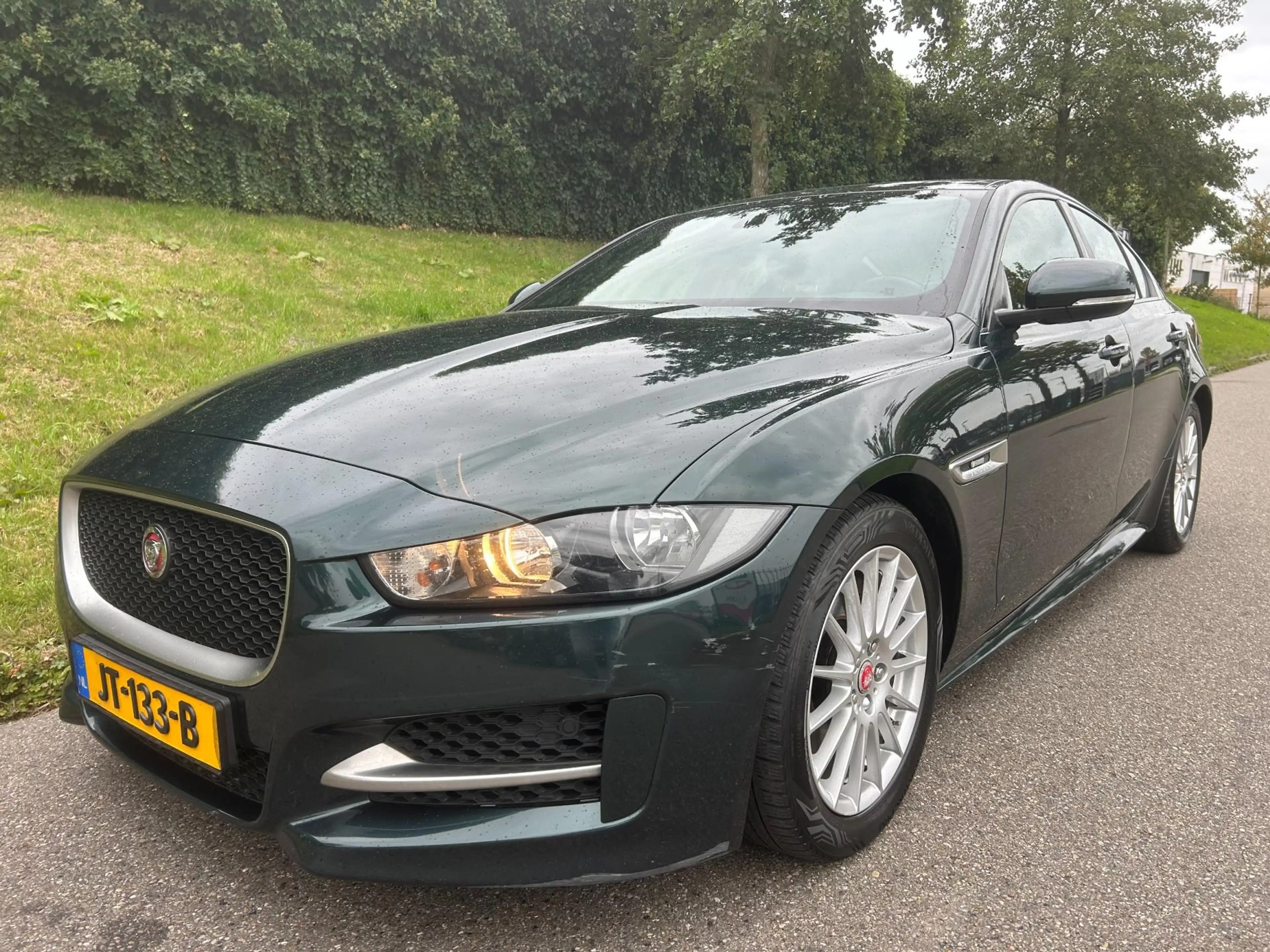 Jaguar XE 2.0 D Portfolio - Clima - Navi - Automaat — photo 4