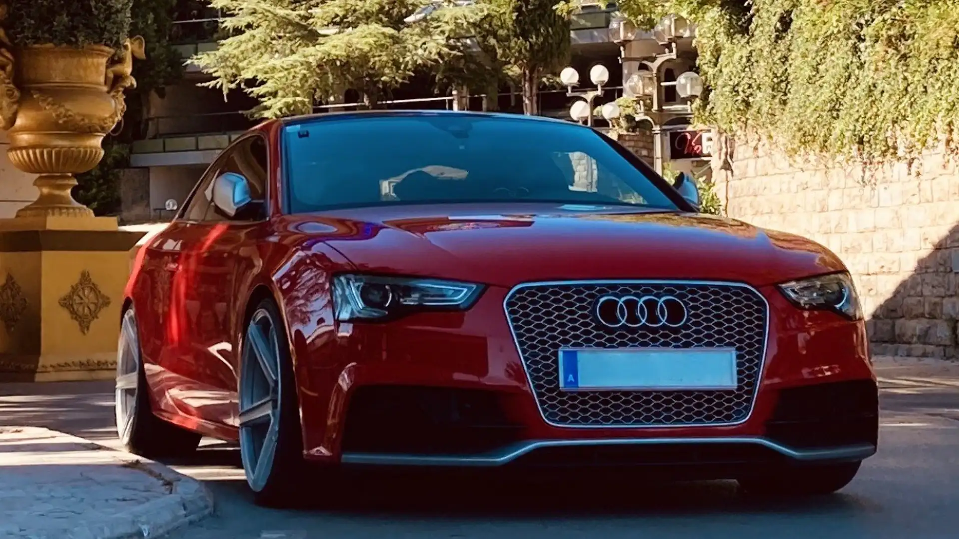 Audi A5 Coupé 3.0 TDI Quattro mit exklusiver RS5-Optik Rot - 1