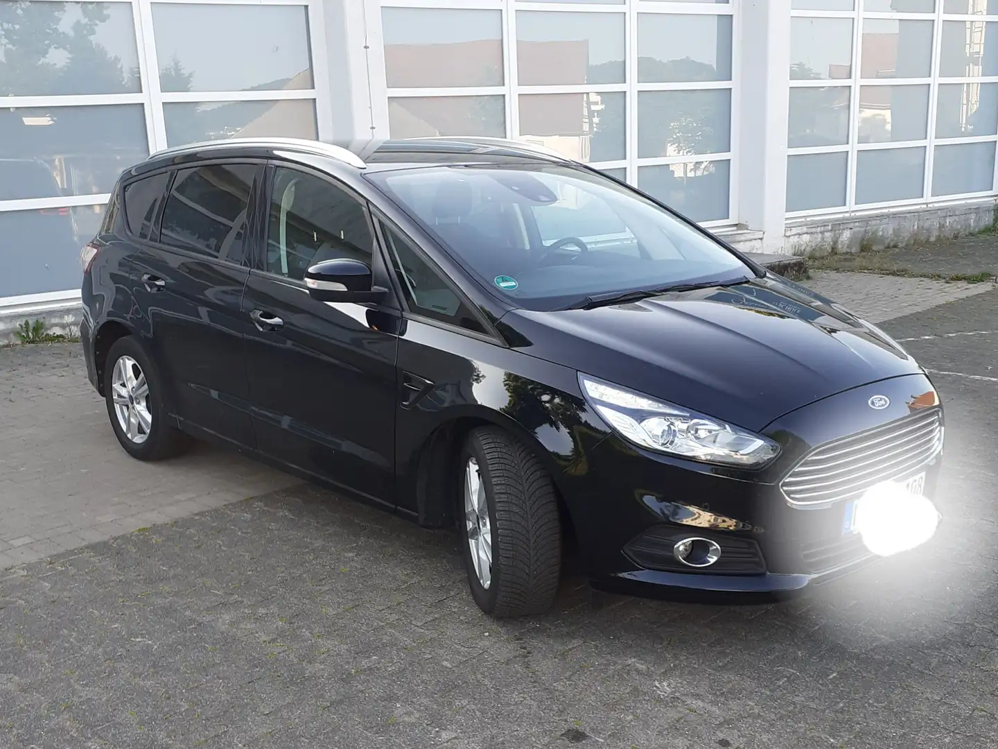 Ford Galaxy Galaxy 1.5 EcoBoost Start-Stopp Business Edition Schwarz - 2