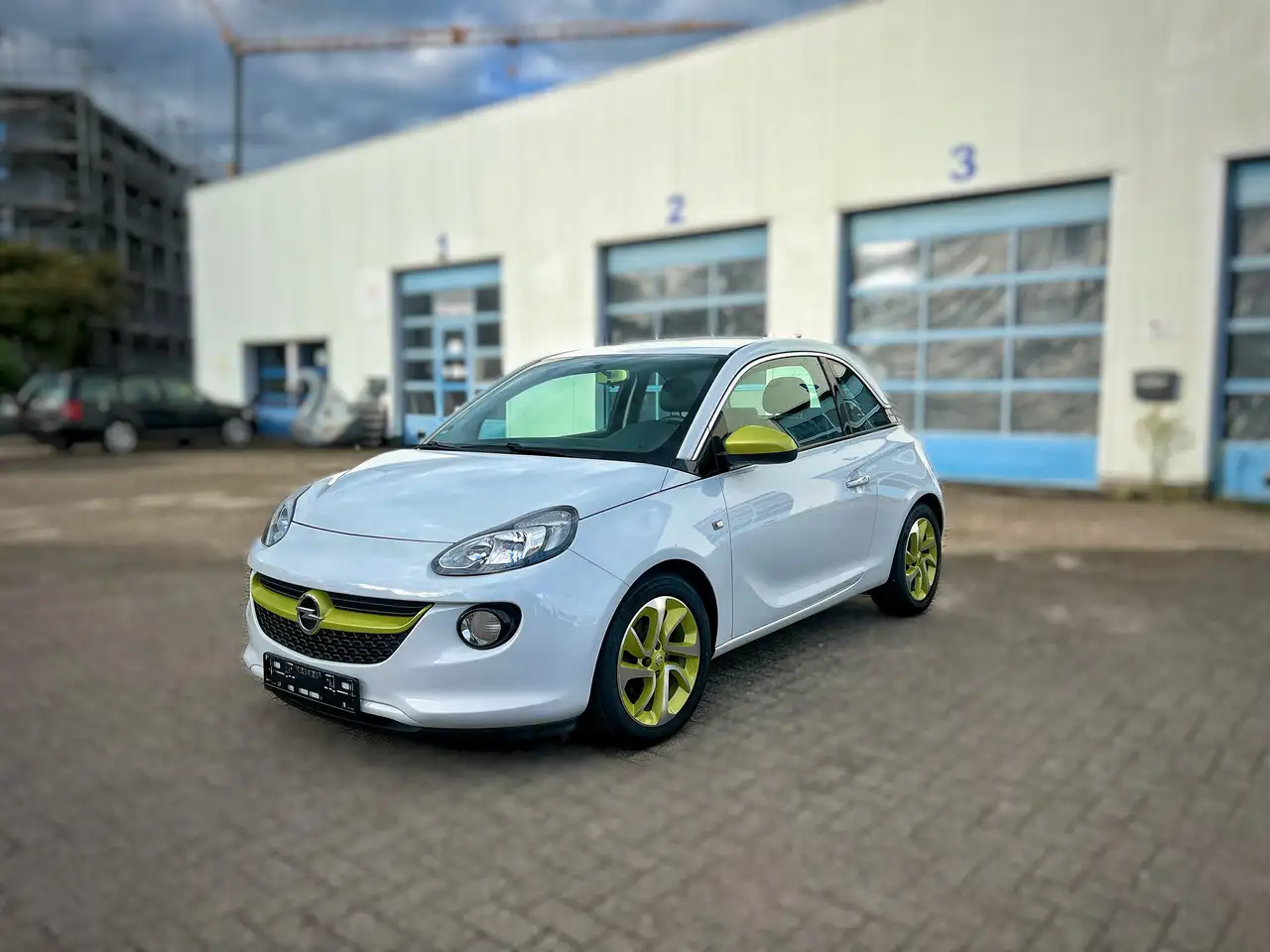 Opel Adam