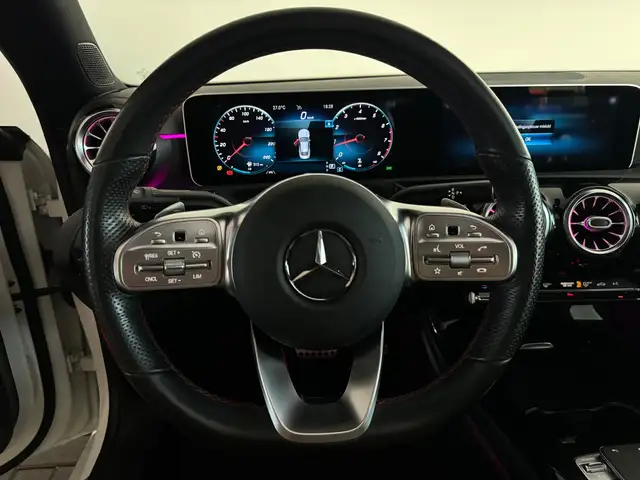 Mercedes-Benz CLA view 11