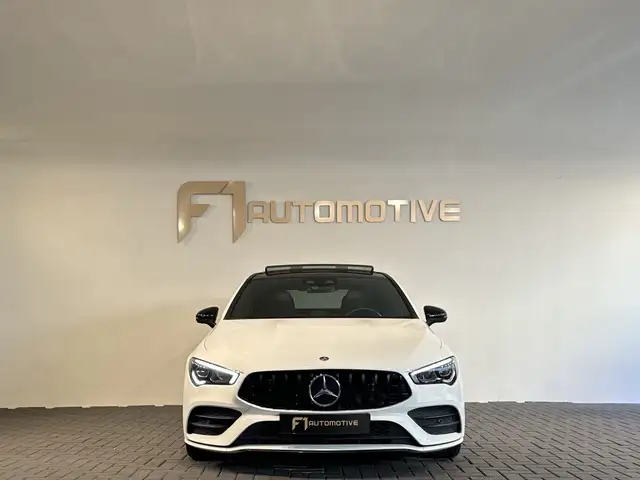 Mercedes-Benz CLA view 2