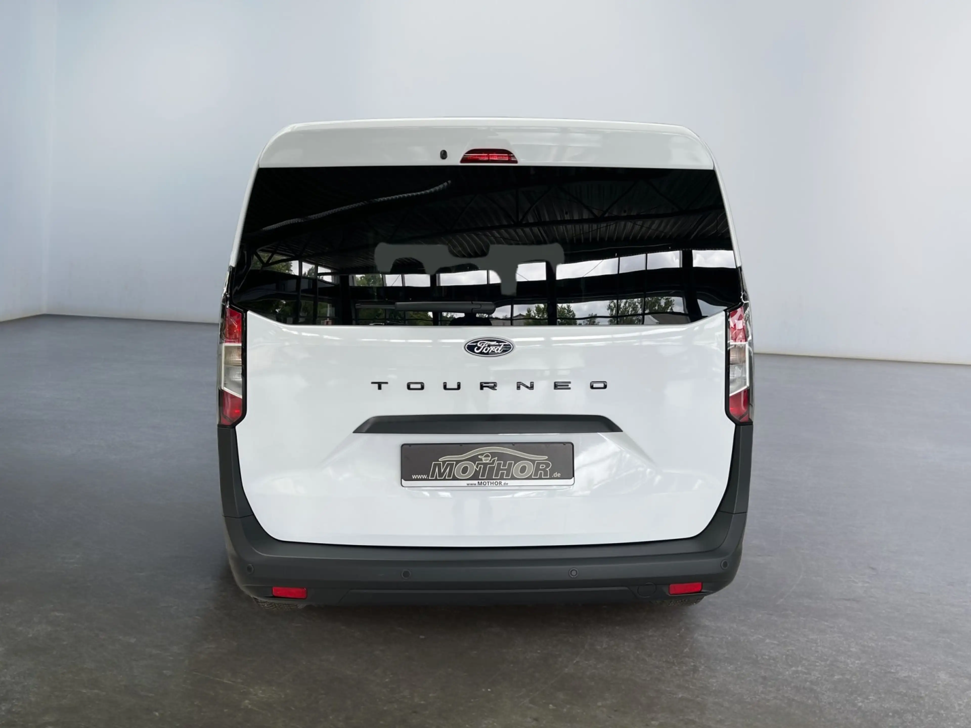Ford Tourneo Courier 1.0 EcoBoost Winter Paket 2 — photo 5