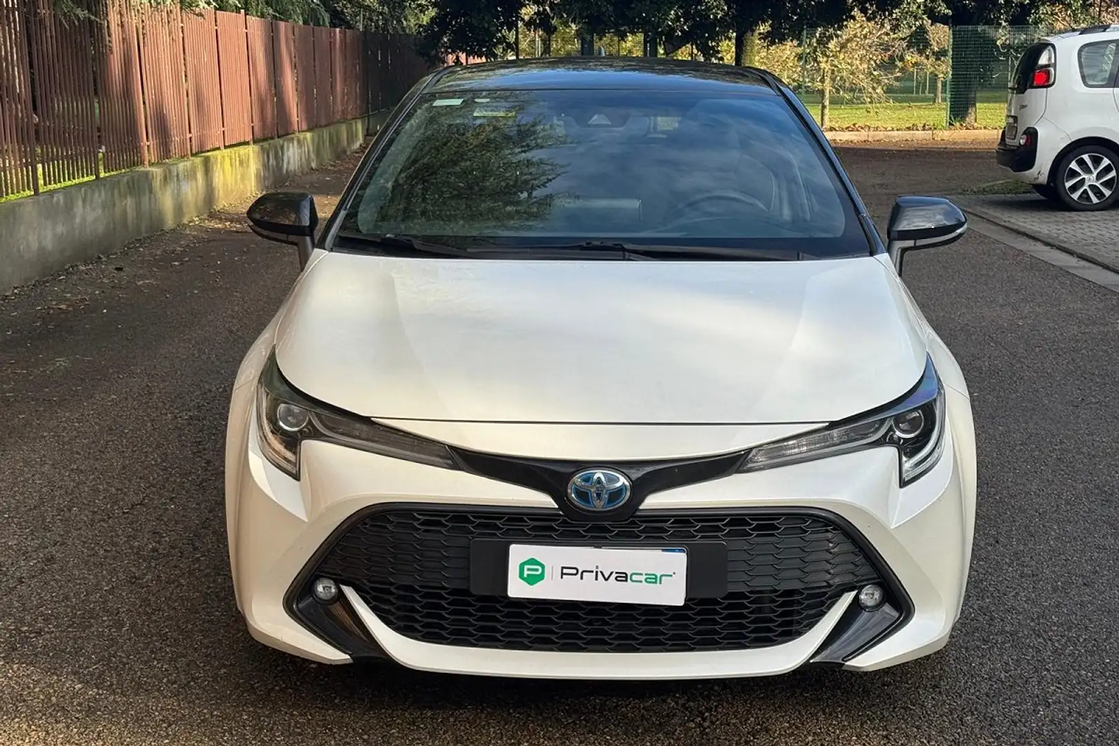 Toyota Corolla Corolla 1.8 Hybrid Active Bianco - 2