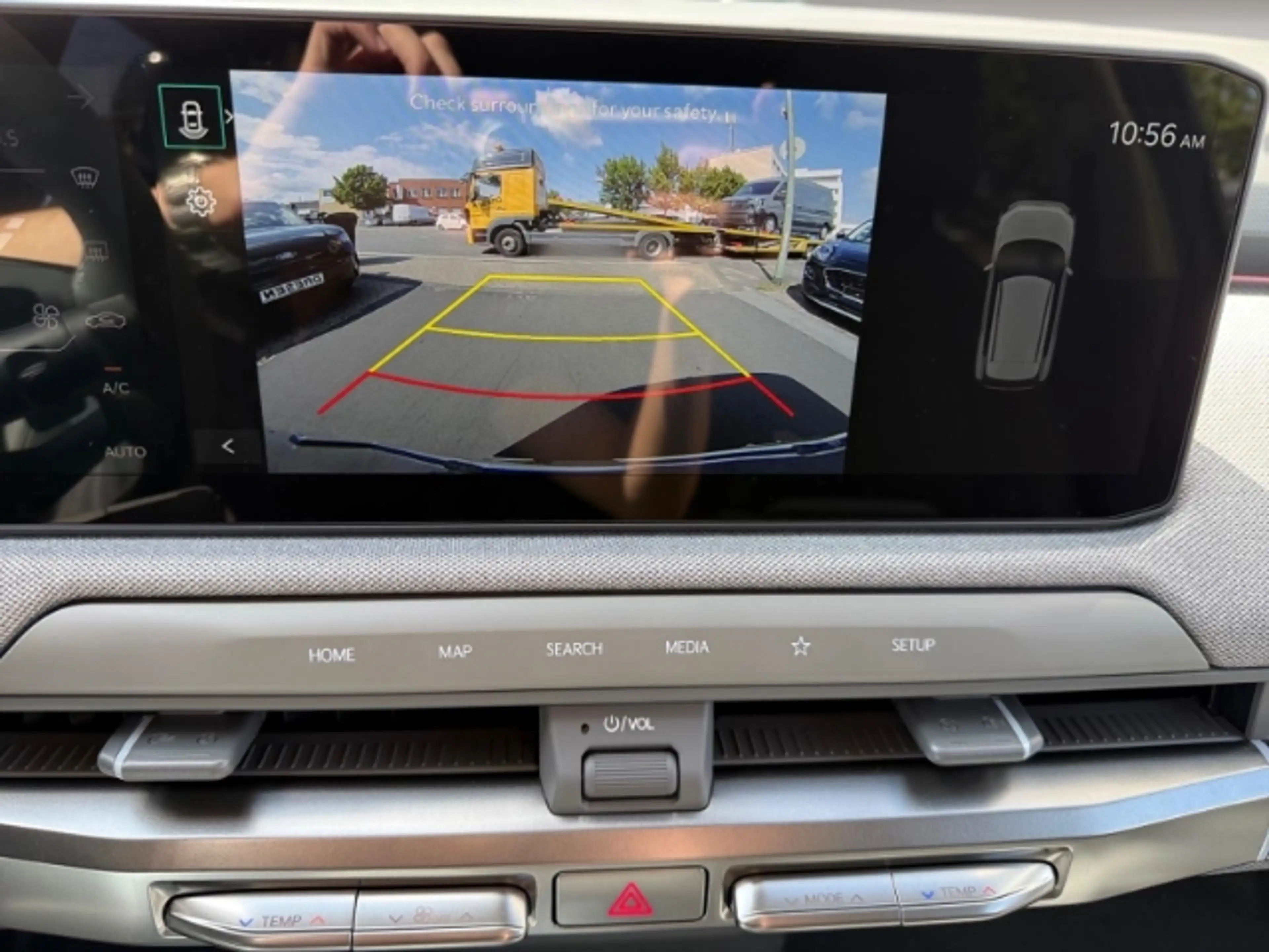 Kia EV3 Earth 58,3 kWh WÄRMEPUMPE,CARPLAY,SITZHZG,DAB,AMBI — photo 9