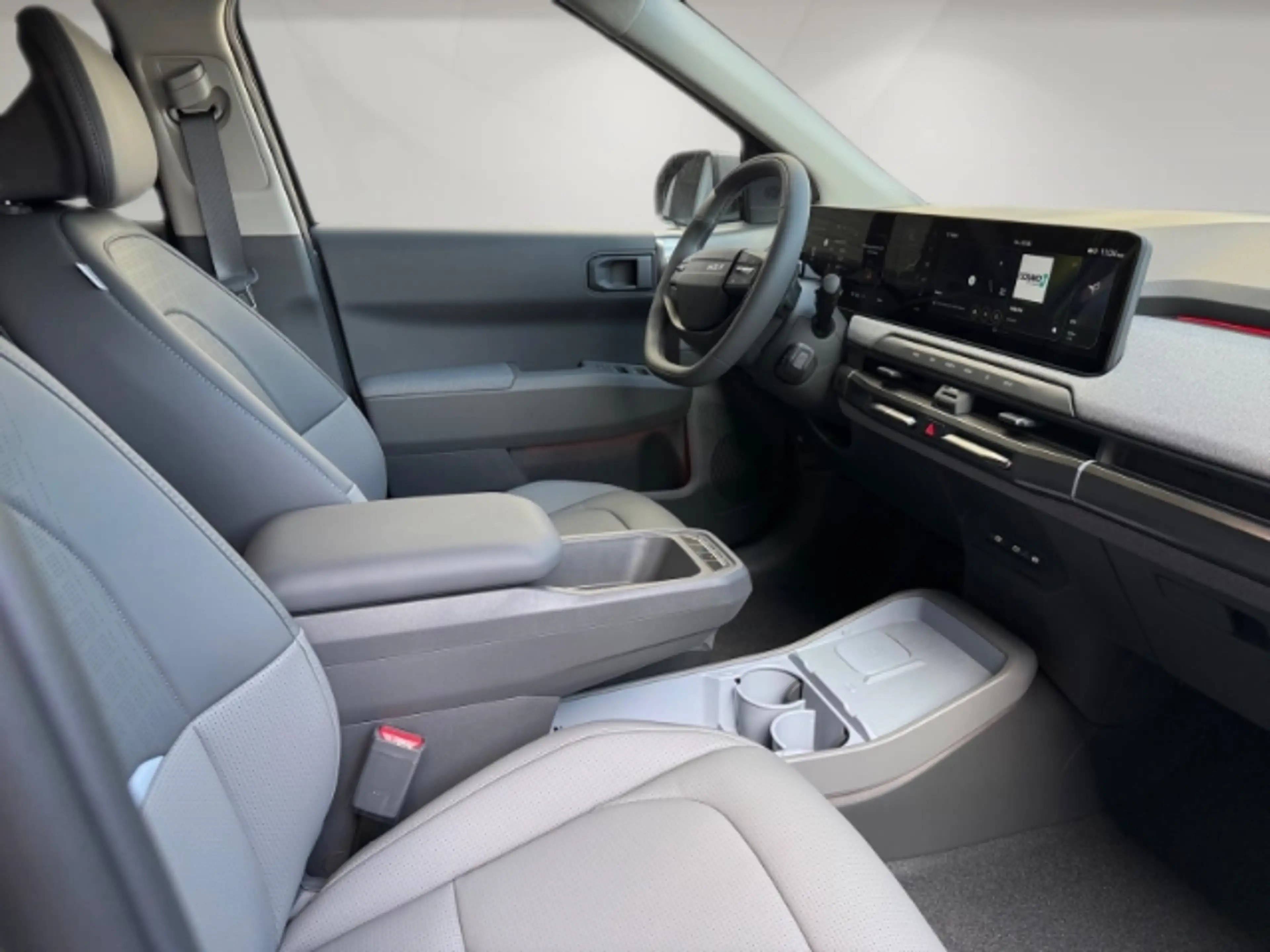 Kia EV3 Earth 58,3 kWh WÄRMEPUMPE,CARPLAY,SITZHZG,DAB,AMBI — photo 14