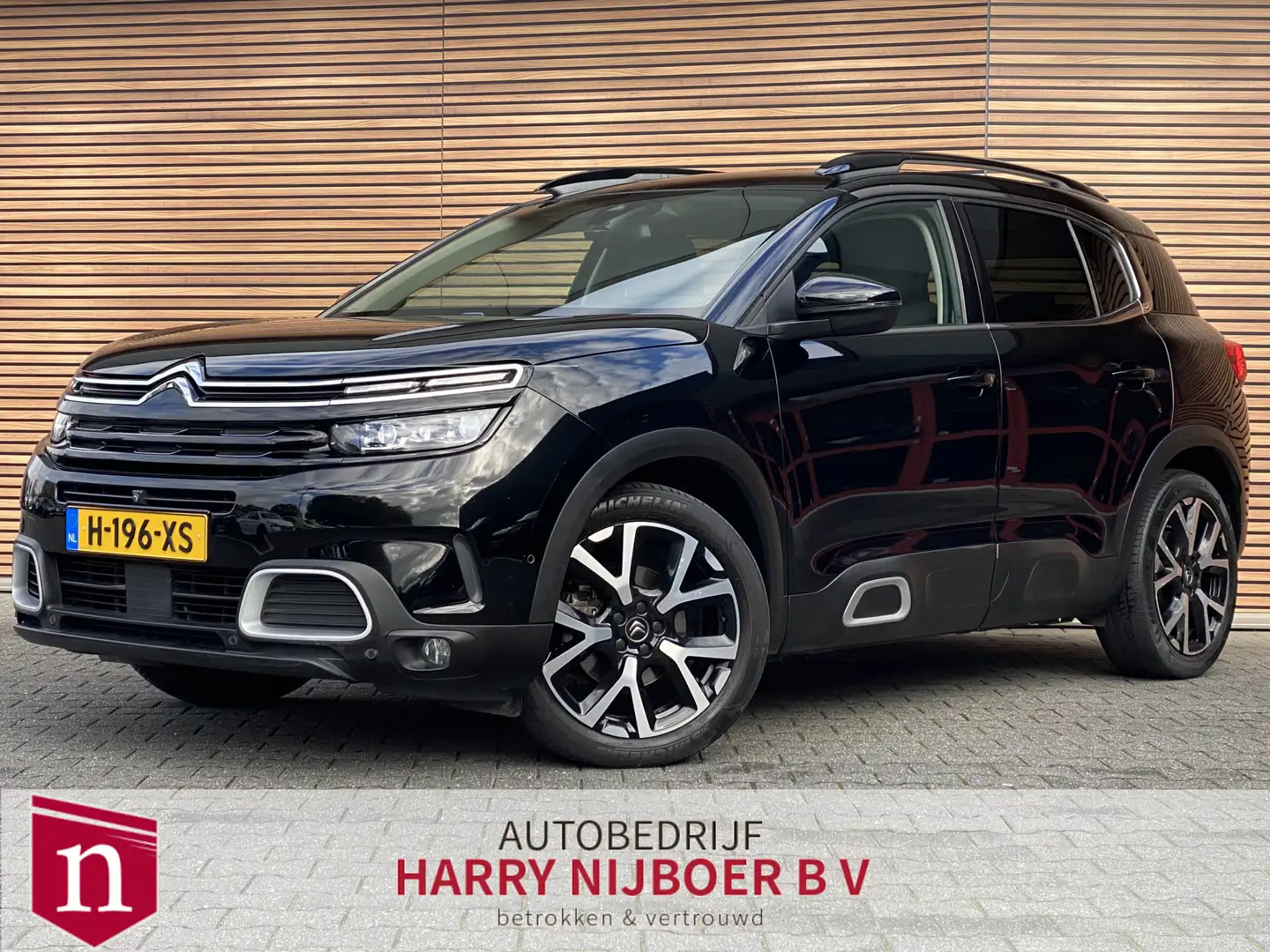 Citroen C5 Aircross 1.2 PureTech Business Plus Navigatie / Camera / Tr Zwart - 1