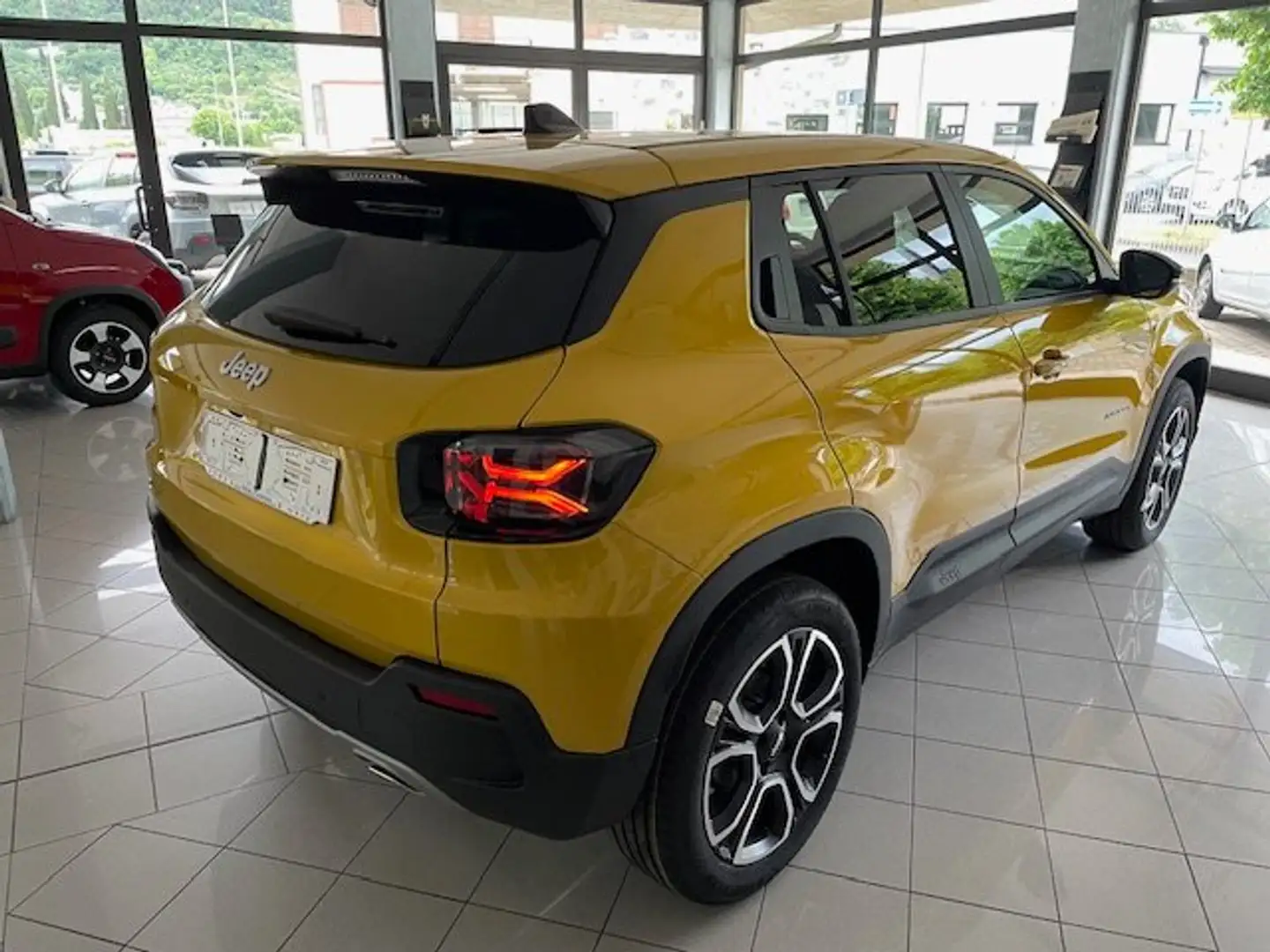 Jeep Avenger JEEP AVENGER 1.2 Turbo MHEV Summit+WINTER PACK Giallo - 2