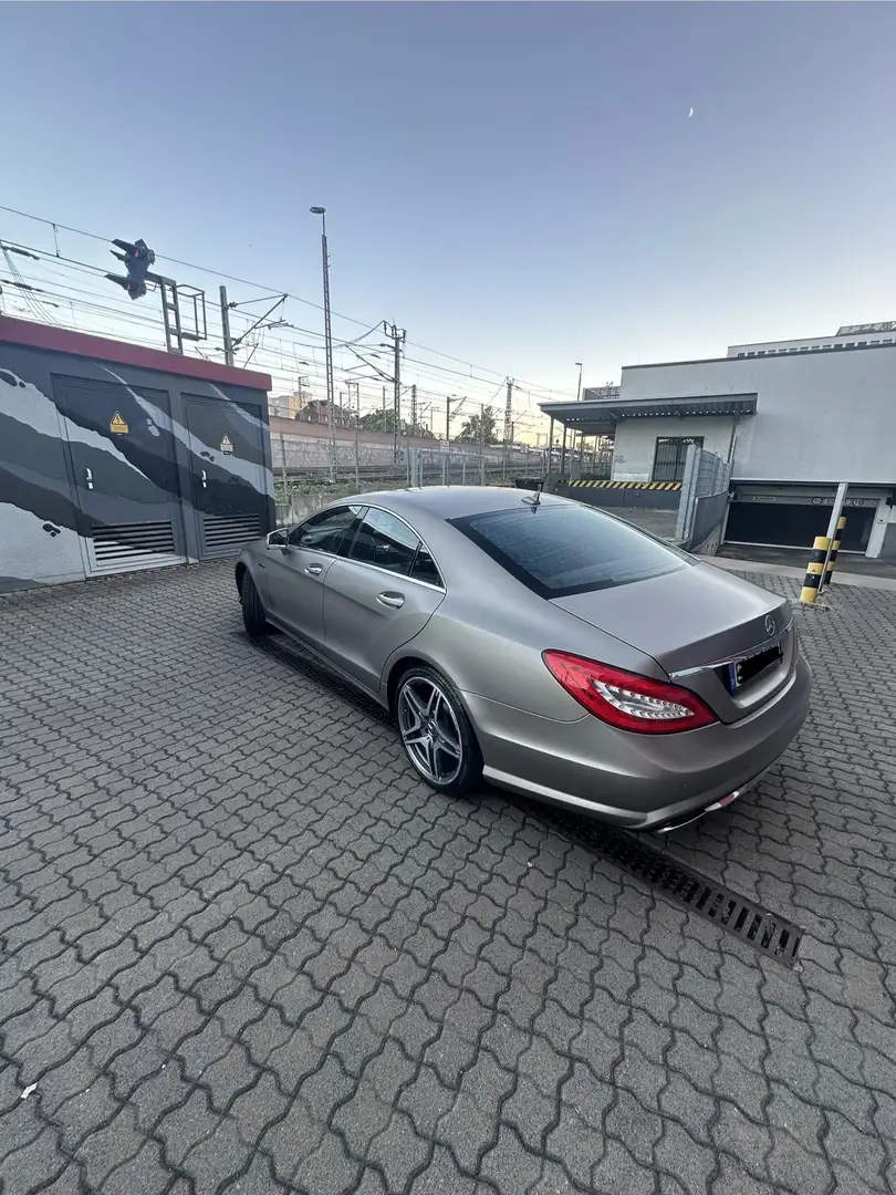 Mercedes-Benz CLS 500 BlueEFFICIENCY 7G-TRONIC Edition 1 - 2