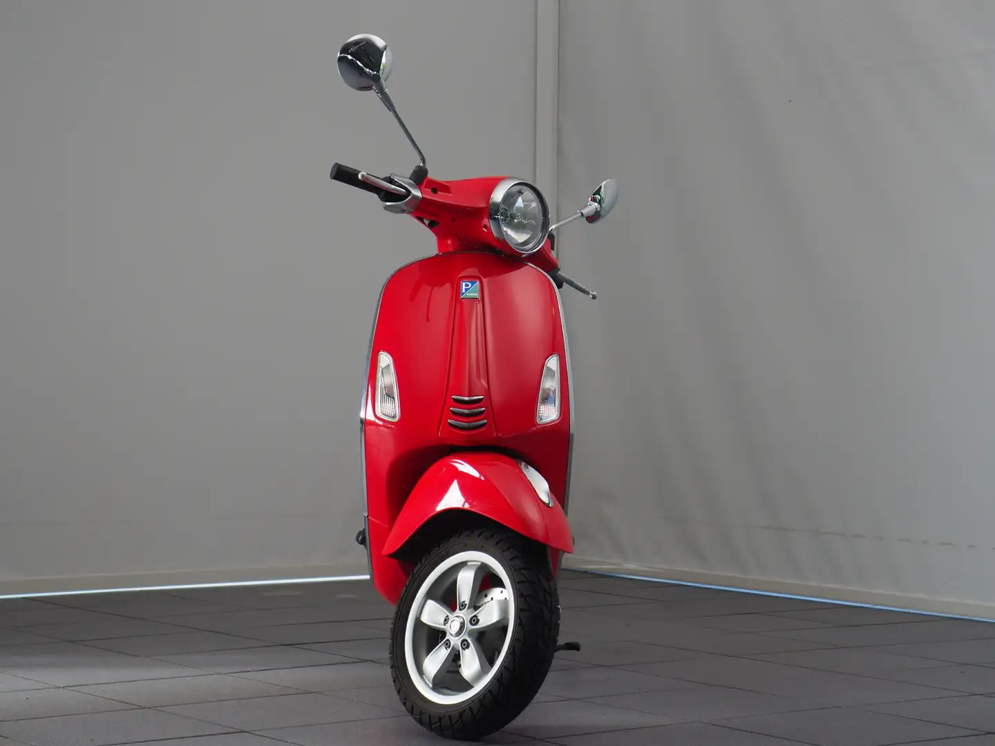 Vespa Primavera Snorscooter 4T - 2