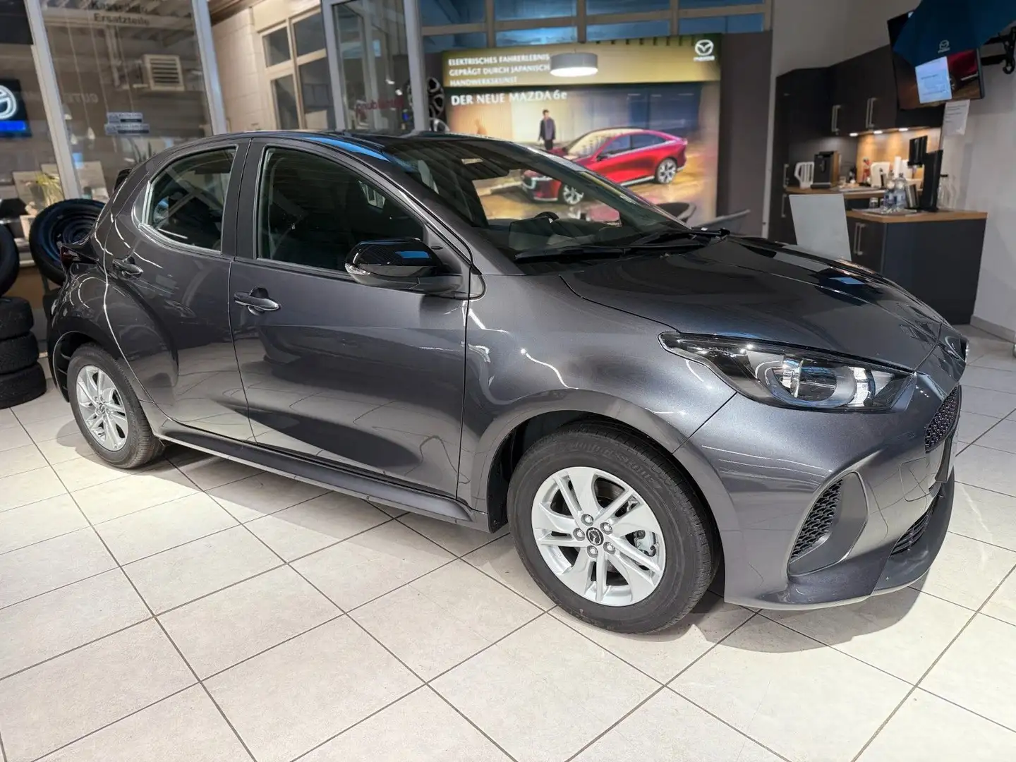Mazda 2 Hybrid Centre Line Szary - 1