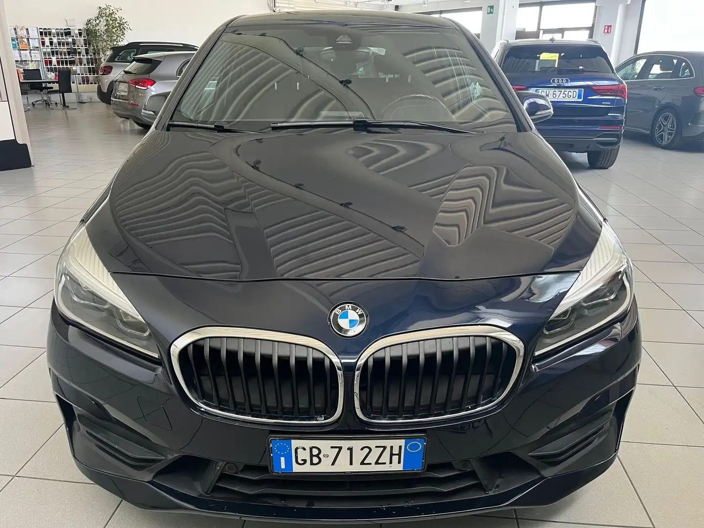 BMW 218 d Active Tourer Advantage !CAMBIO AUTOMATICO! Bleu - 2