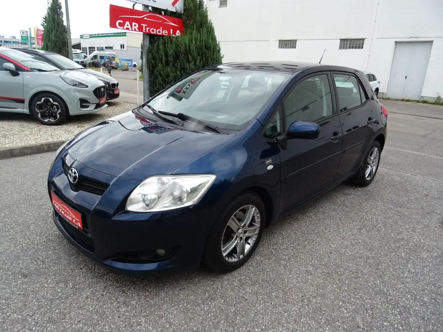 Toyota Auris Sol/2.0/126 PS Blau - 1